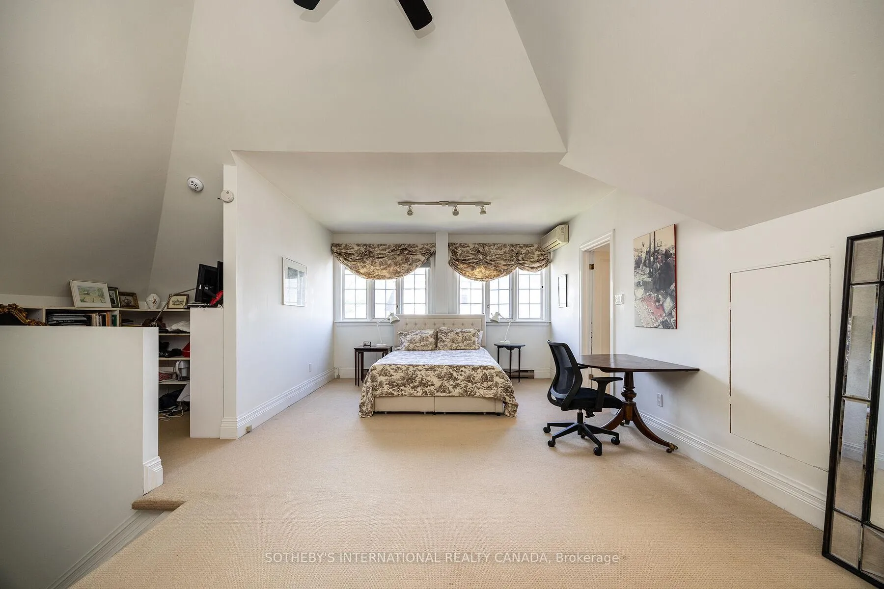 Photo 29 of Unit Upper, 131 Highbourne Road, Toronto, Yonge-Eglinton — HOMEH