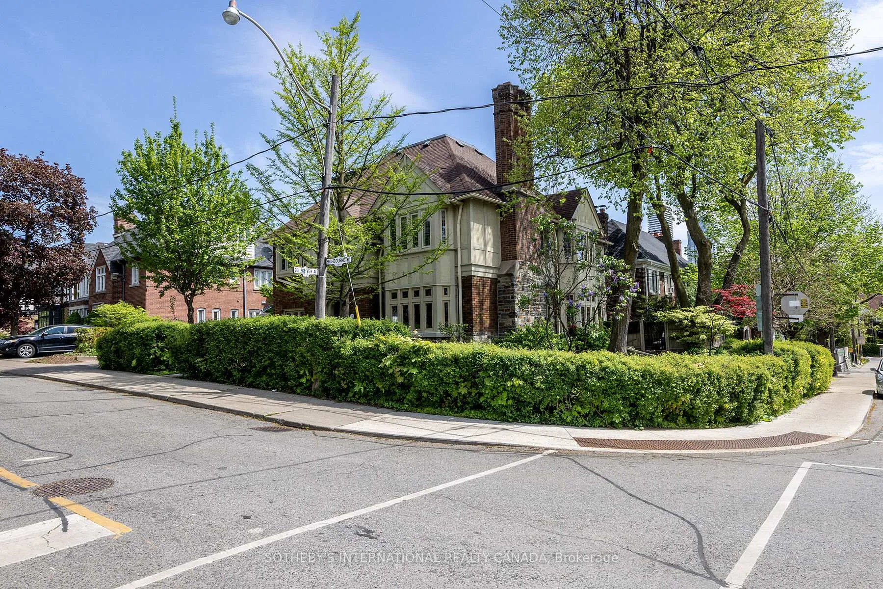 Photo 44 of Unit Upper, 131 Highbourne Road, Toronto, Yonge-Eglinton — HOMEH