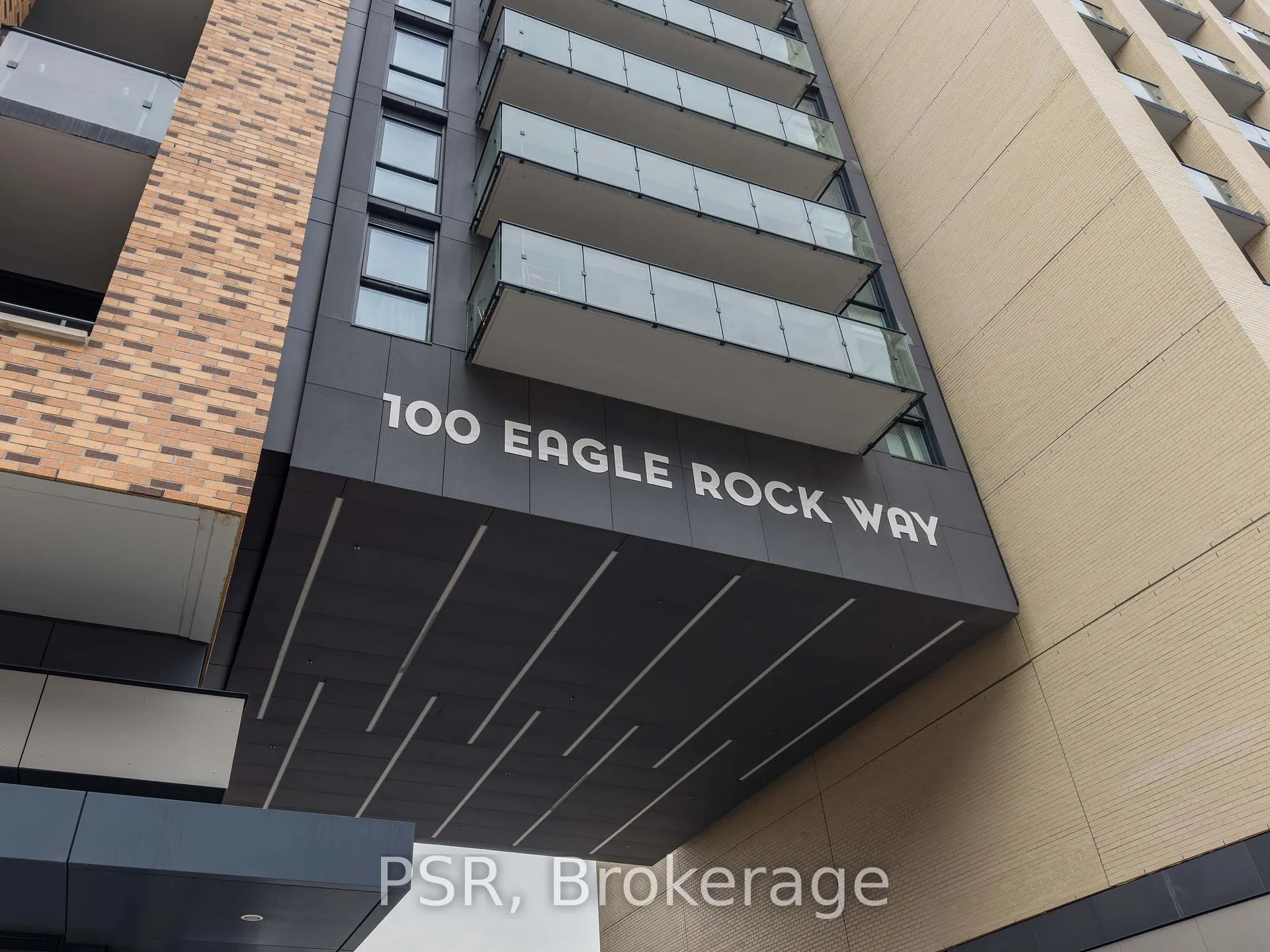 Photo 2 of 100 Eagle Rock Way, Vaughan, Rural Vaughan — HOMEH