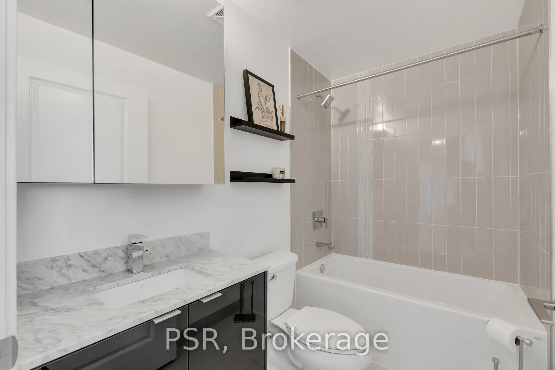 Photo 10 of 100 Eagle Rock Way, Vaughan, Rural Vaughan — HOMEH
