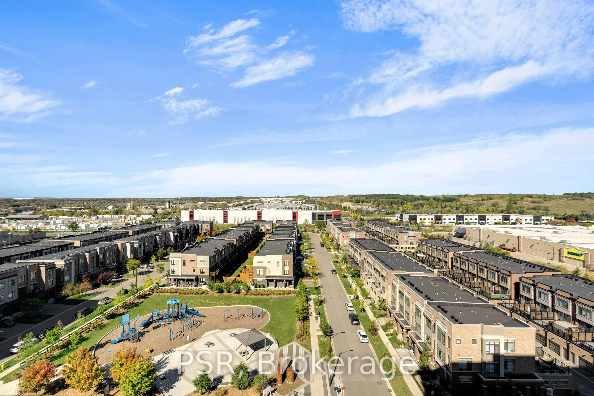 Photo 12 of 100 Eagle Rock Way, Vaughan, Rural Vaughan — HOMEH
