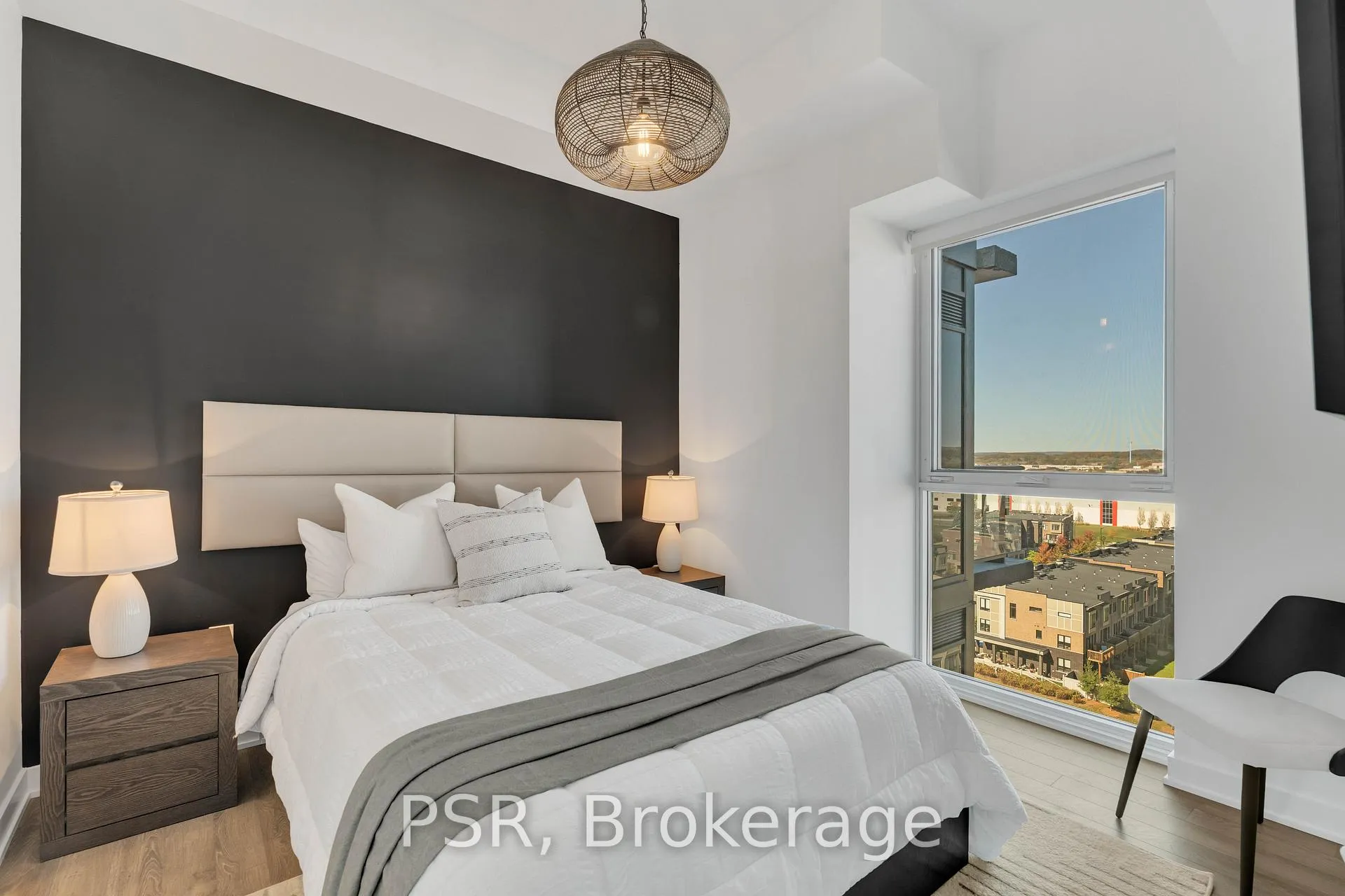 Photo 14 of 100 Eagle Rock Way, Vaughan, Rural Vaughan — HOMEH