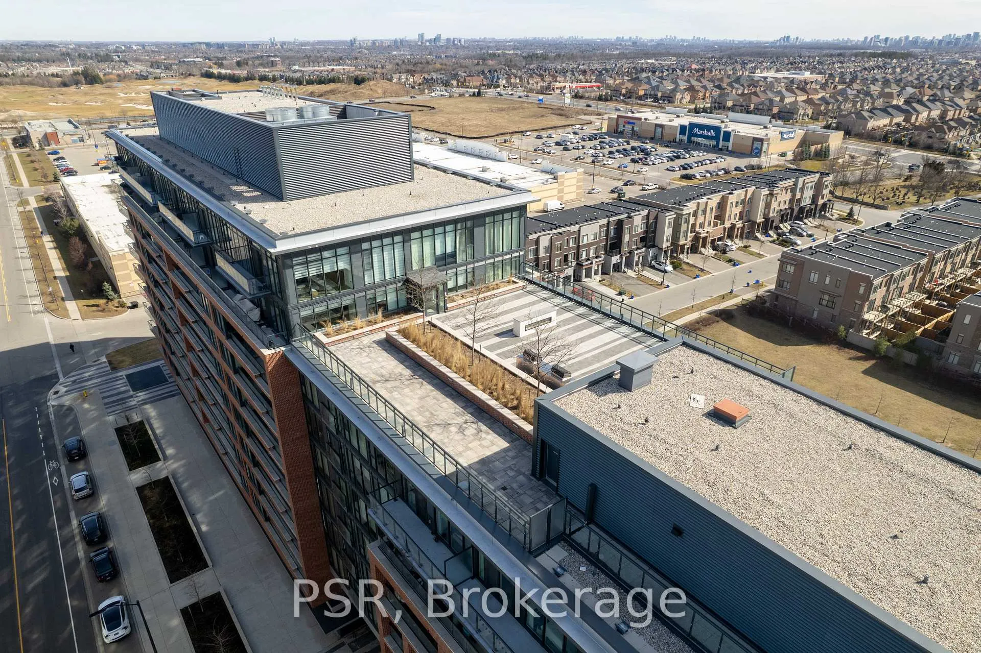 Photo 19 of 100 Eagle Rock Way, Vaughan, Rural Vaughan — HOMEH