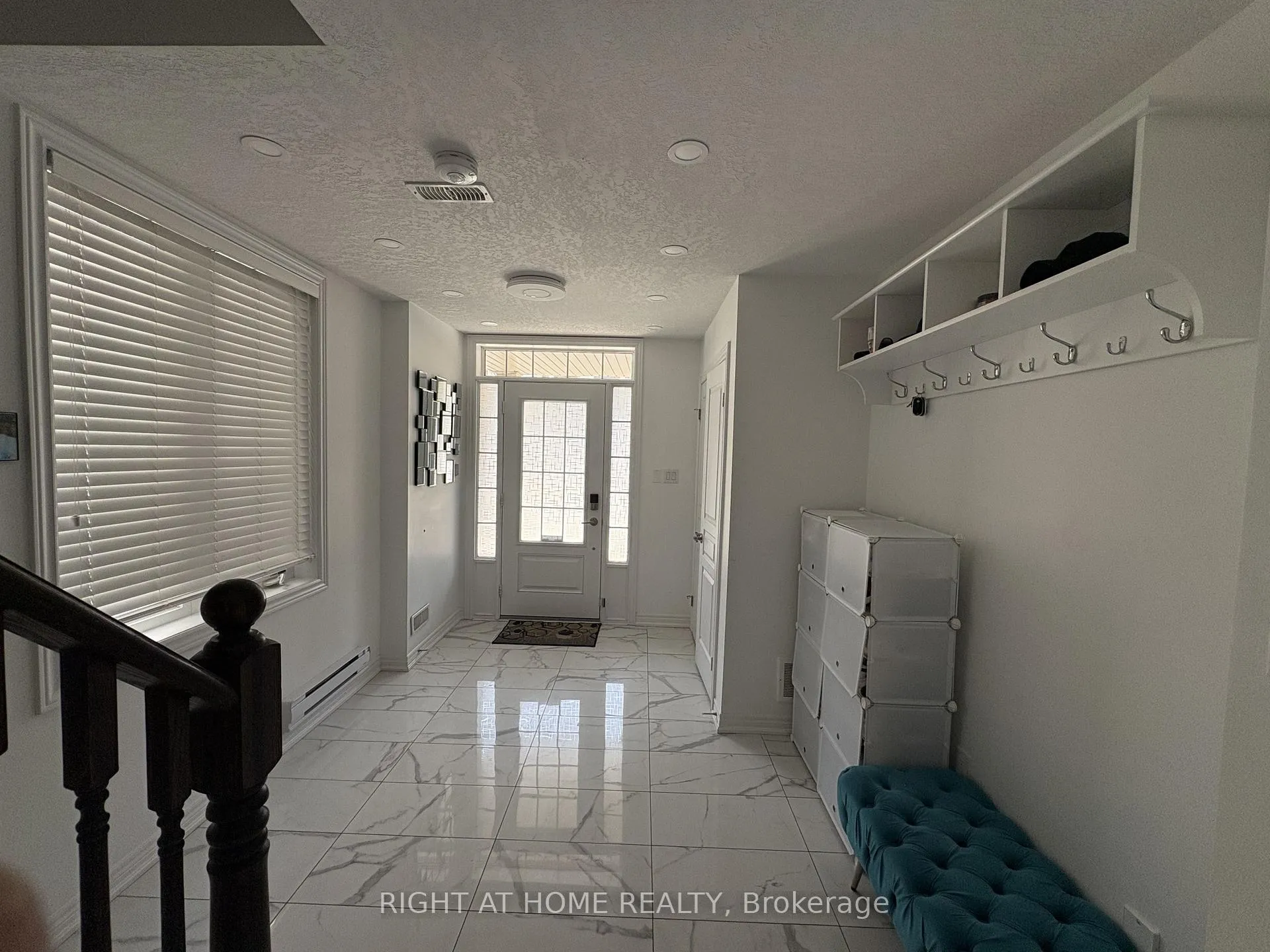 Photo 2 of 387 Cranbrook Common, Oakville, Joshua Meadows — HOMEH