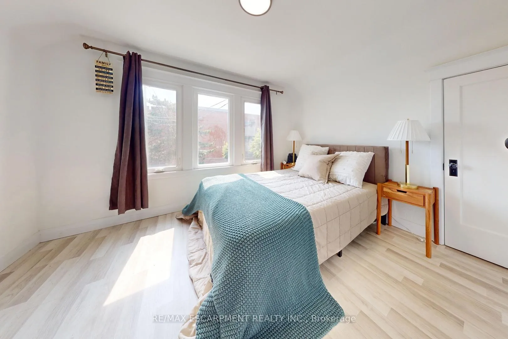 Photo 21 of 196 Walnut Street, Hamilton, Corktown — HOMEH