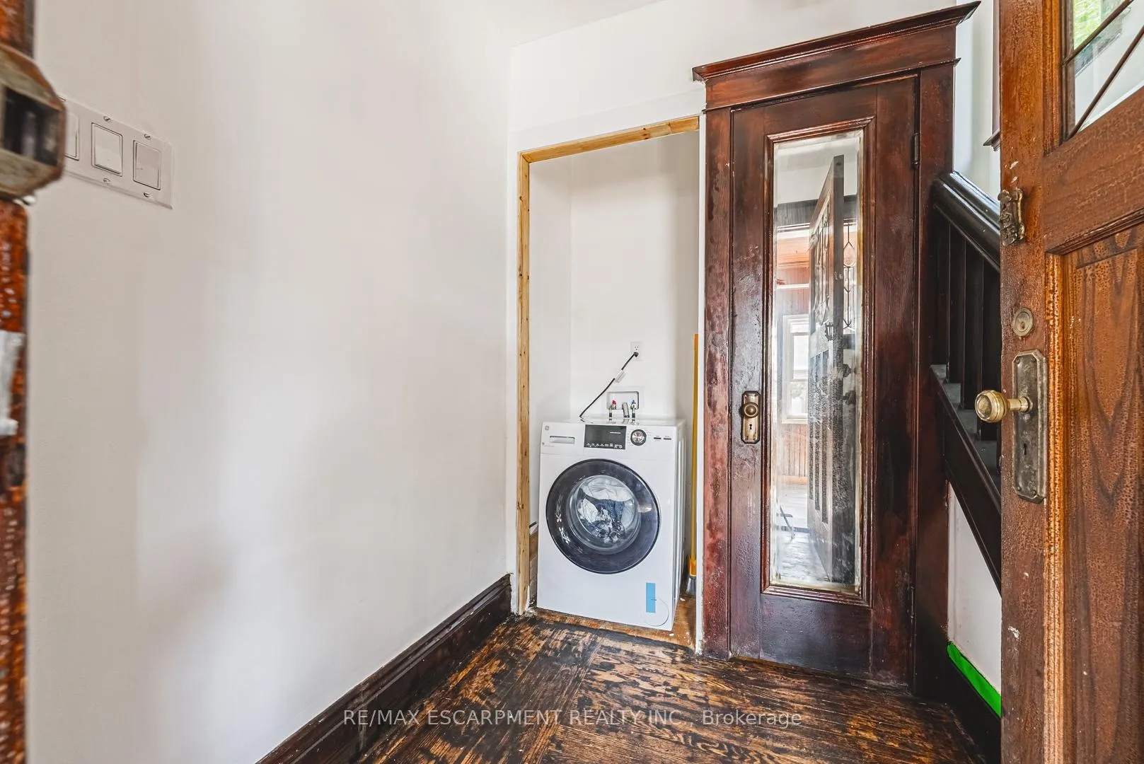Photo 30 of 196 Walnut Street, Hamilton, Corktown — HOMEH