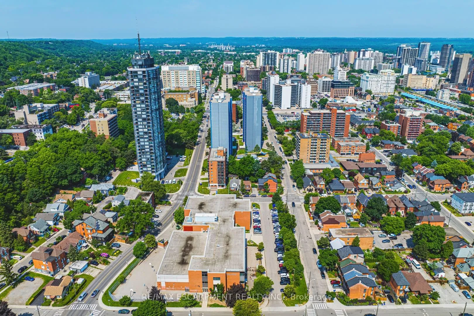 Photo 44 of 196 Walnut Street, Hamilton, Corktown — HOMEH