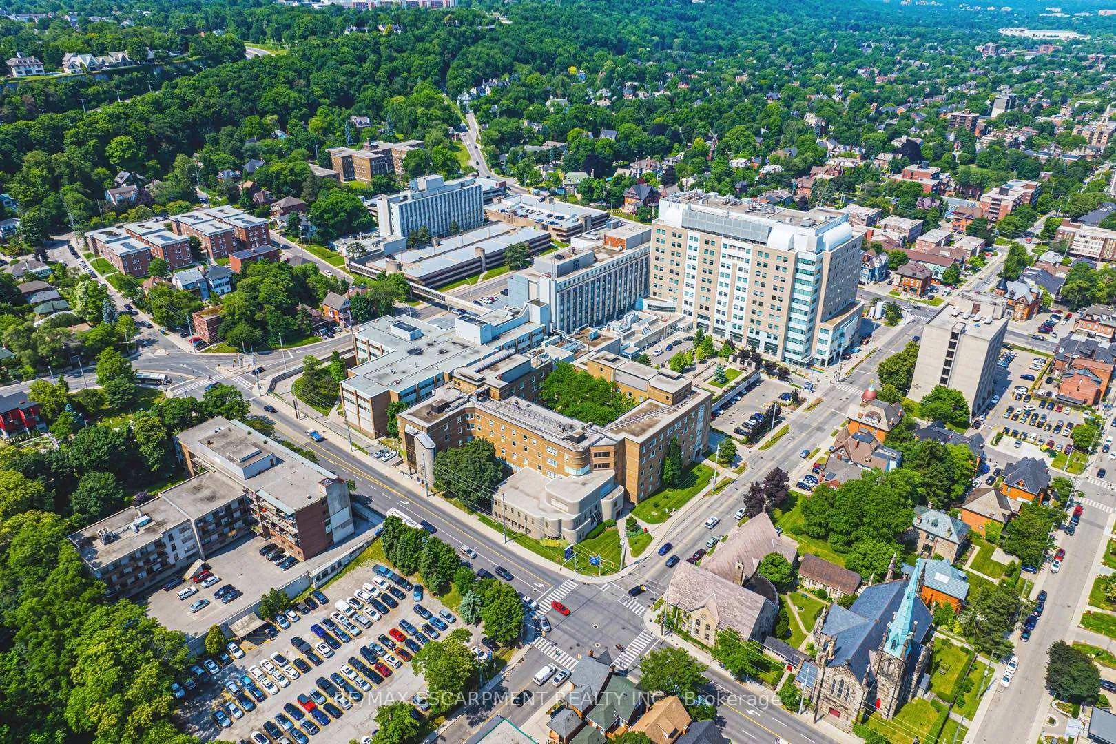 Photo 46 of 196 Walnut Street, Hamilton, Corktown — HOMEH