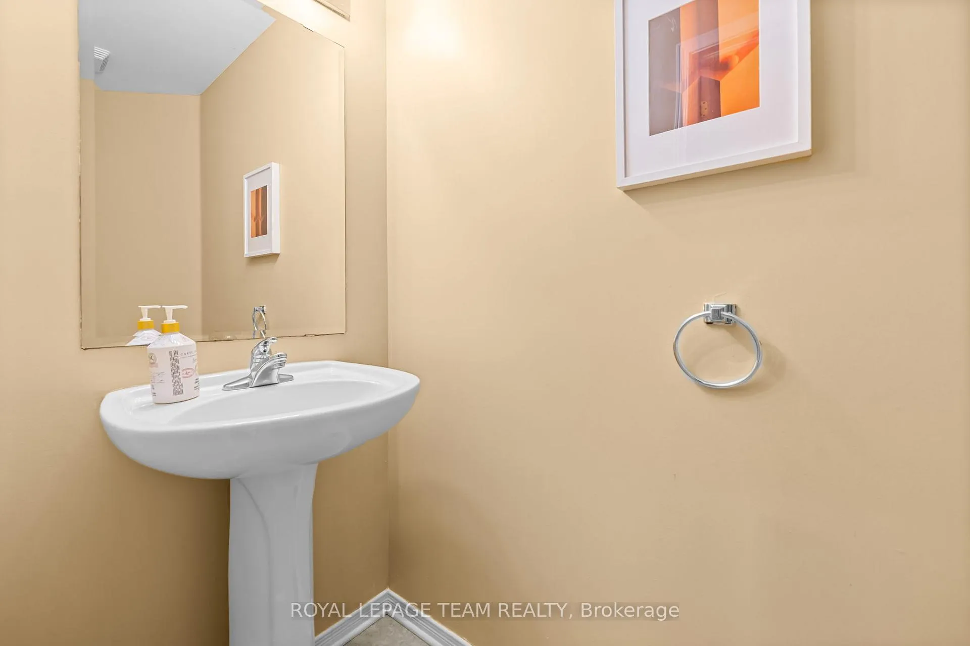 Photo 16 of 522 Kentmare Crescent, Ottawa, Barrhaven - Strandherd — HOMEH