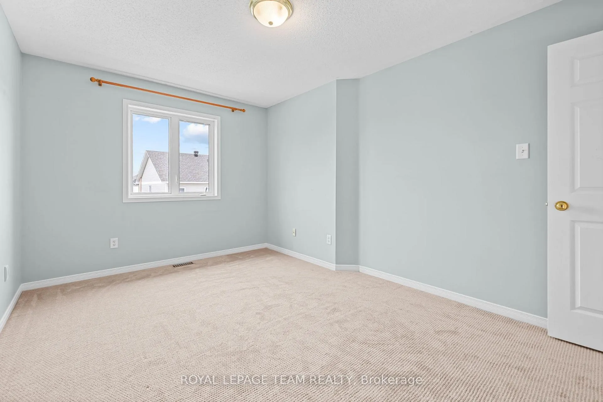 Photo 29 of 522 Kentmare Crescent, Ottawa, Barrhaven - Strandherd — HOMEH