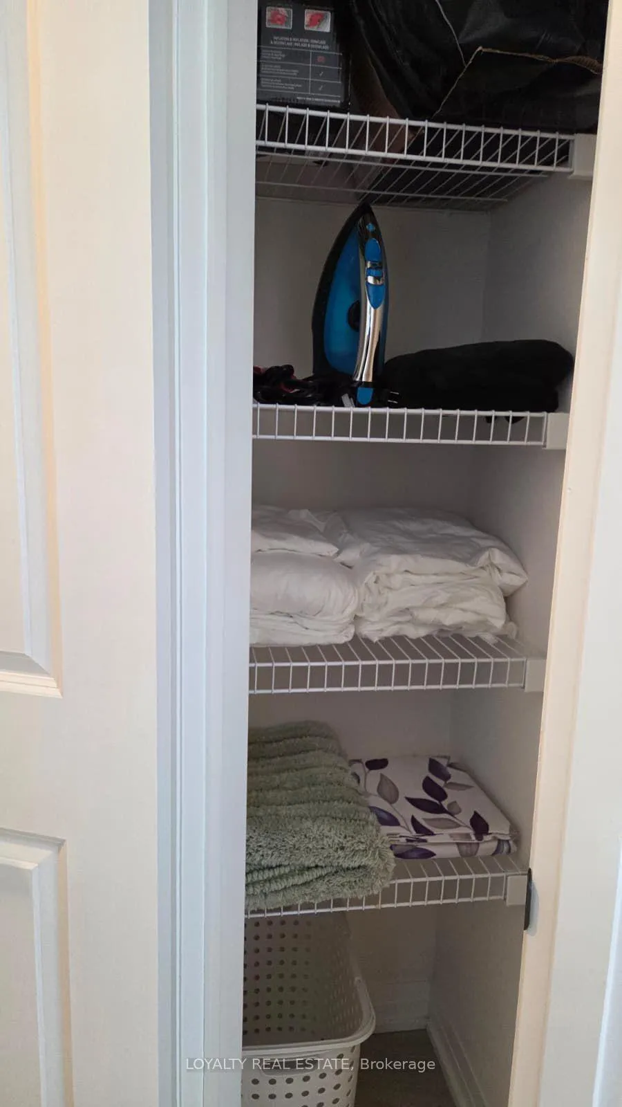 Photo 10 of 19 Ambereen Place, Clarington, Bowmanville — HOMEH