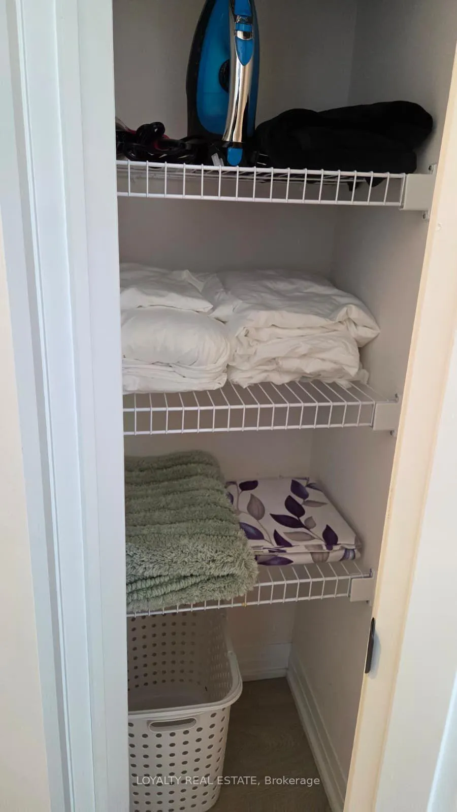Photo 11 of 19 Ambereen Place, Clarington, Bowmanville — HOMEH
