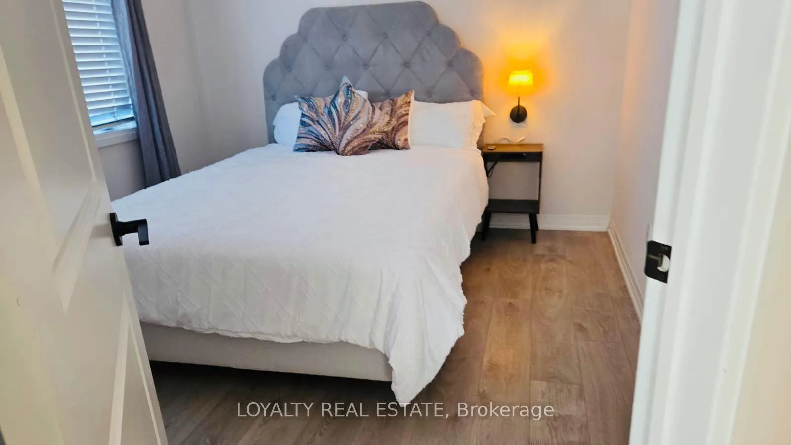 Photo 13 of 19 Ambereen Place, Clarington, Bowmanville — HOMEH