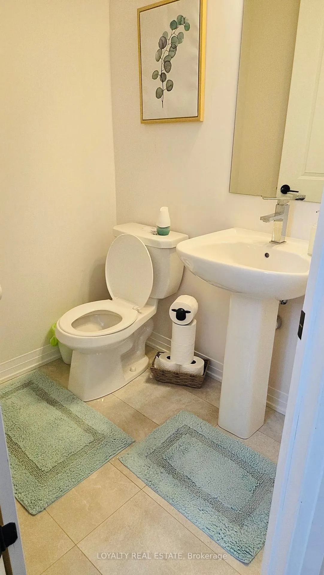 Photo 18 of 19 Ambereen Place, Clarington, Bowmanville — HOMEH