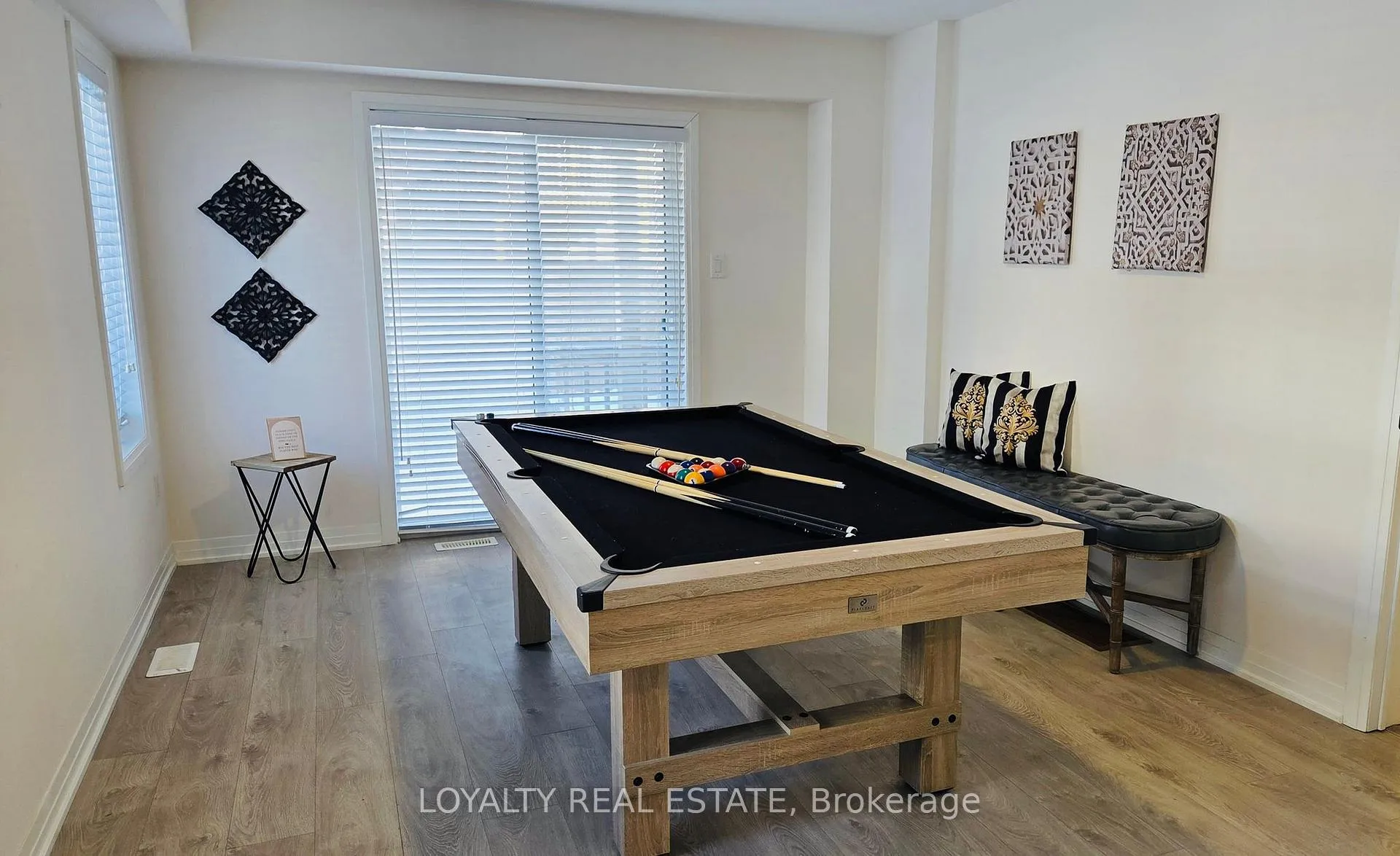 Photo 24 of 19 Ambereen Place, Clarington, Bowmanville — HOMEH