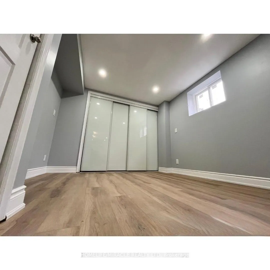 Photo 6 of Unit Lower, 36 Neptune Court, Brampton, Westgate — HOMEH