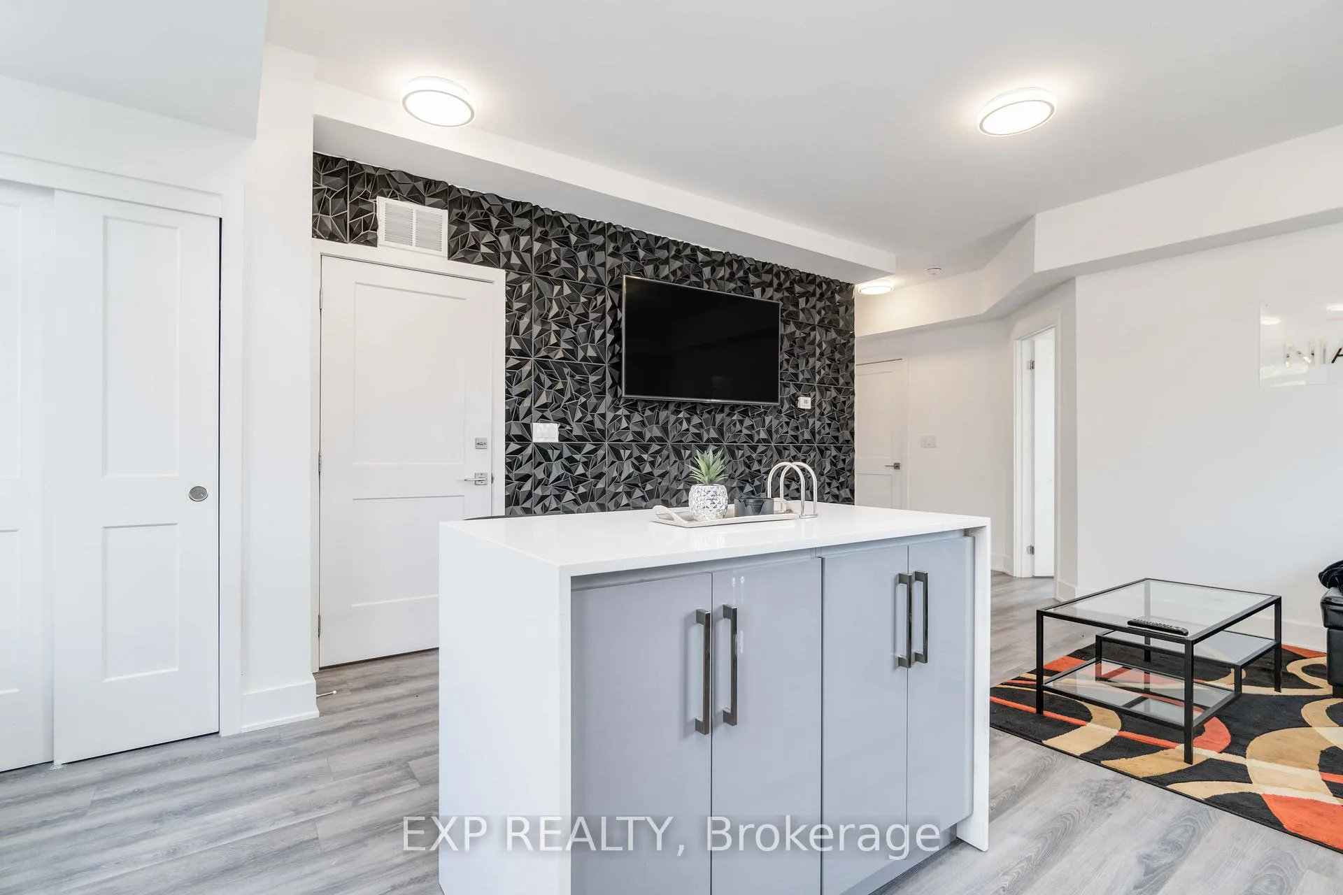 Photo 12 of Unit 312, 6065 Mcleod Road N, Niagara Falls, Arad/Fallsview — HOMEH