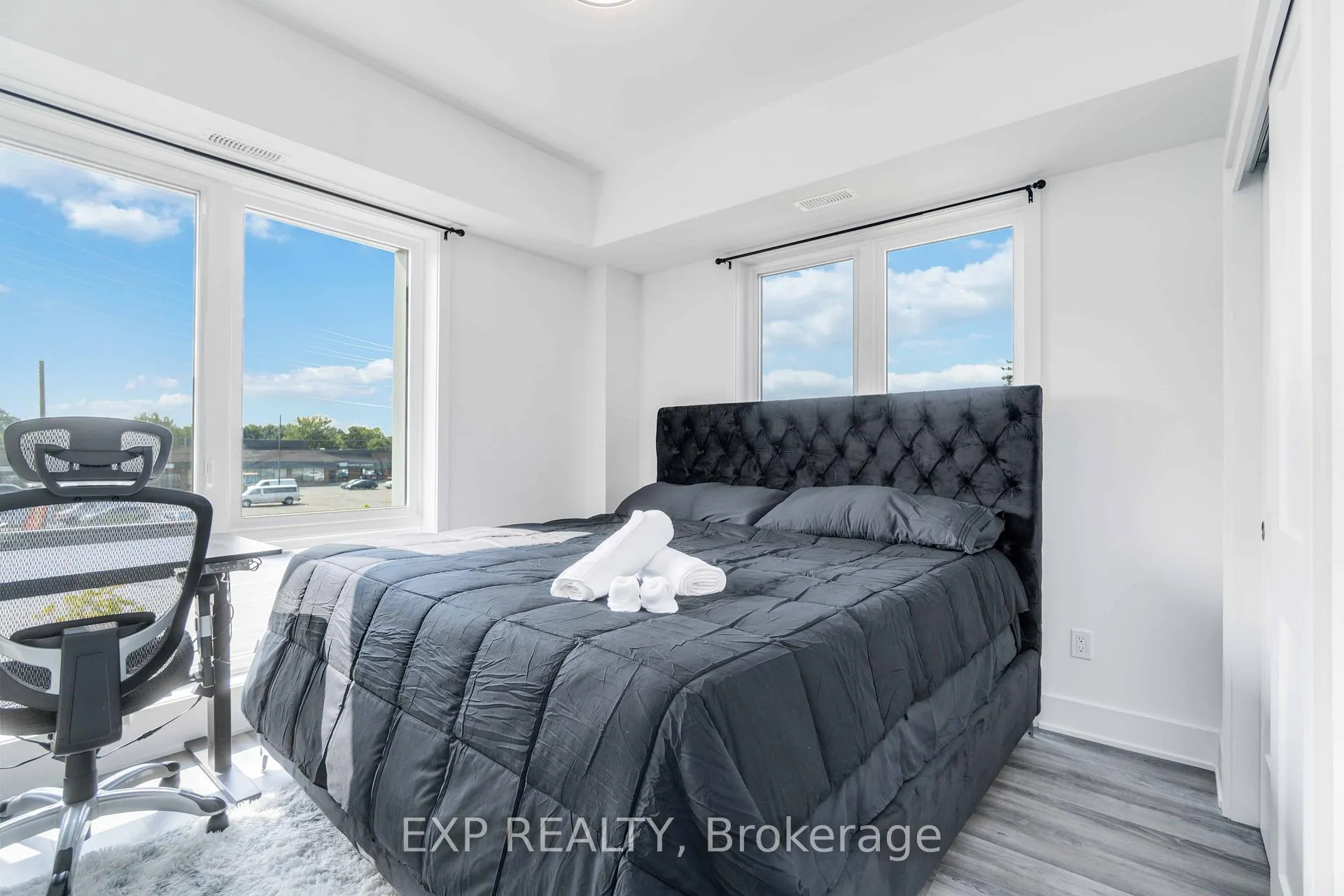 Photo 17 of Unit 312, 6065 Mcleod Road N, Niagara Falls, Arad/Fallsview — HOMEH