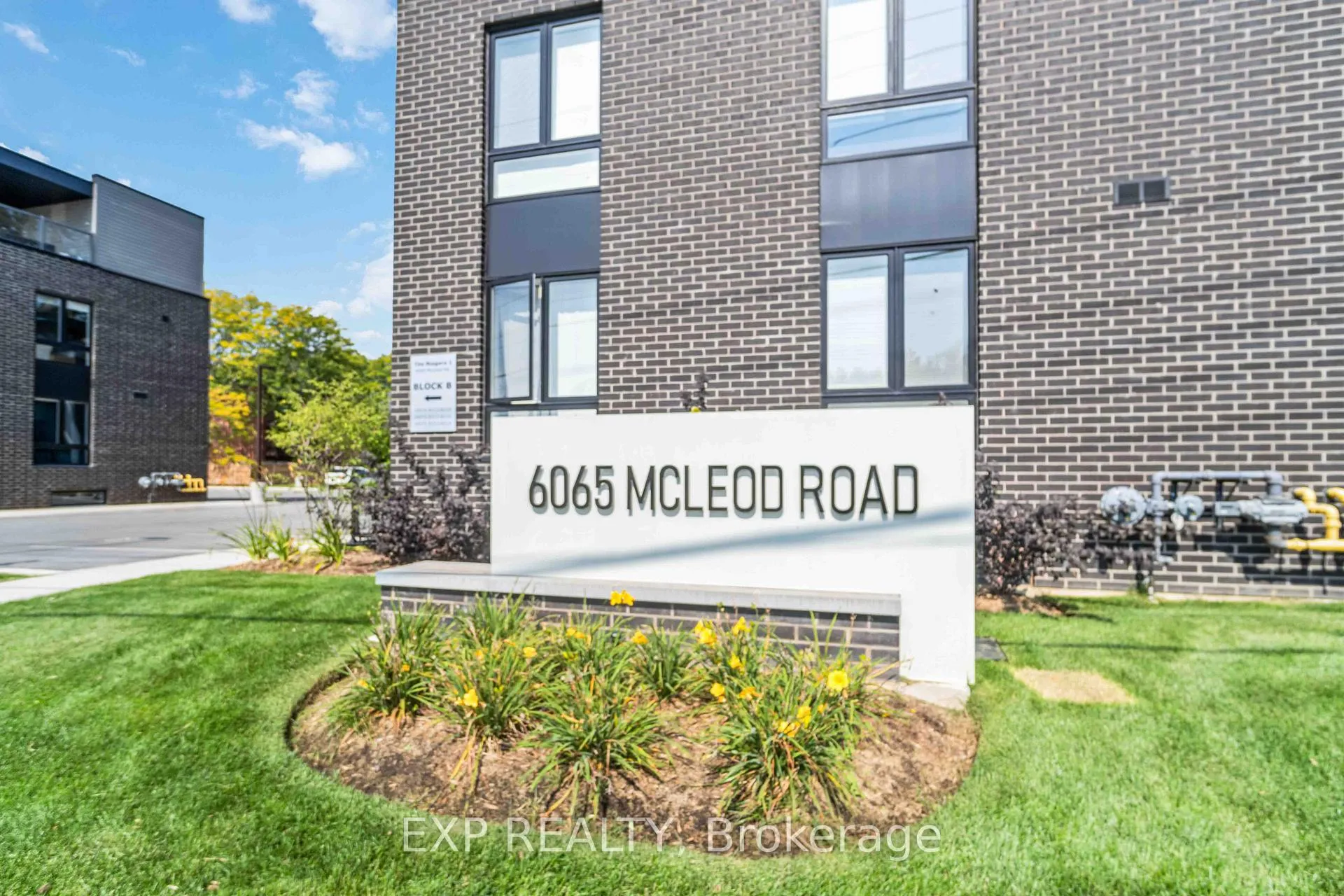 Photo 41 of Unit 312, 6065 Mcleod Road N, Niagara Falls, Arad/Fallsview — HOMEH