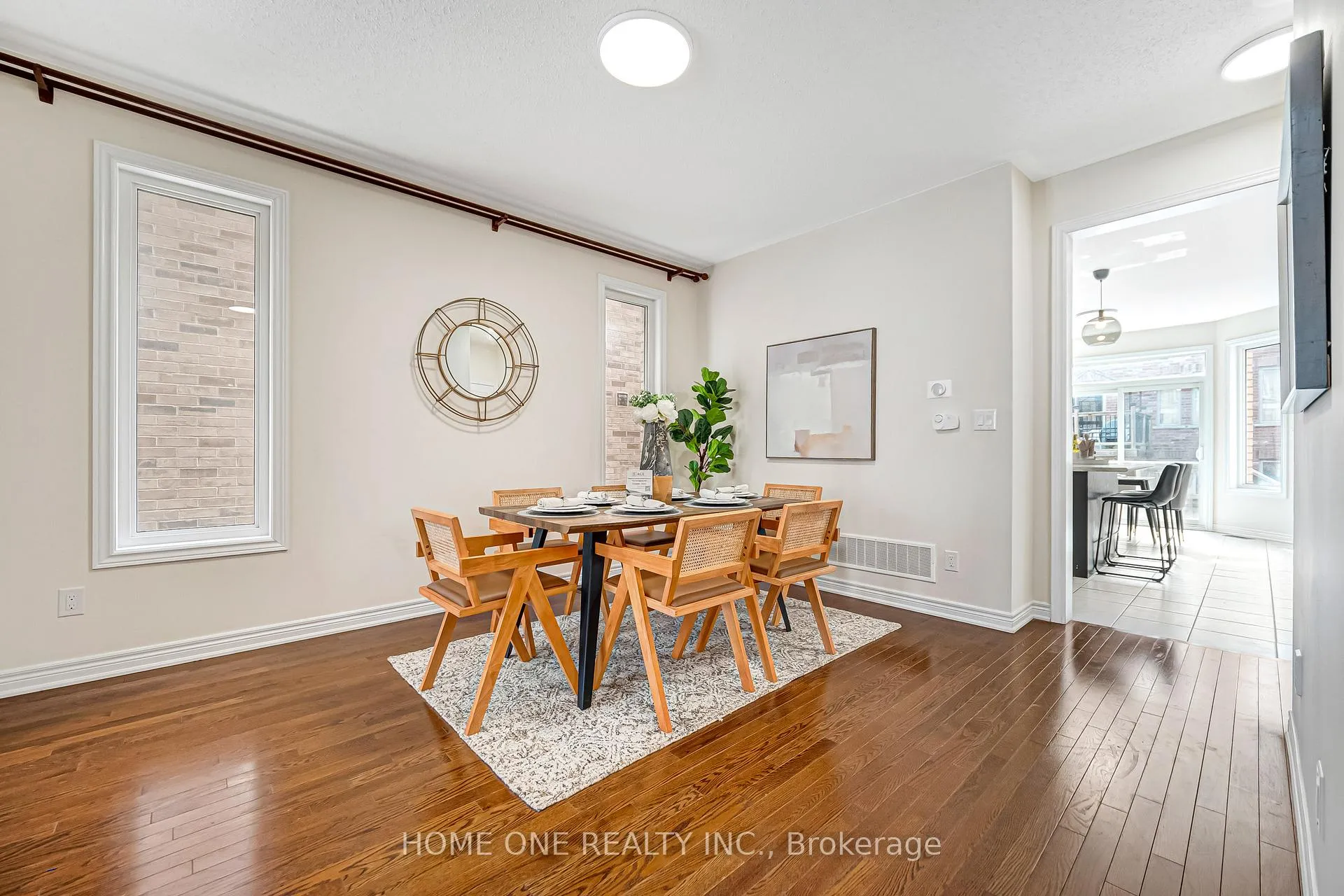 Photo 13 of 97 Holst Avenue, Markham, Berczy — HOMEH