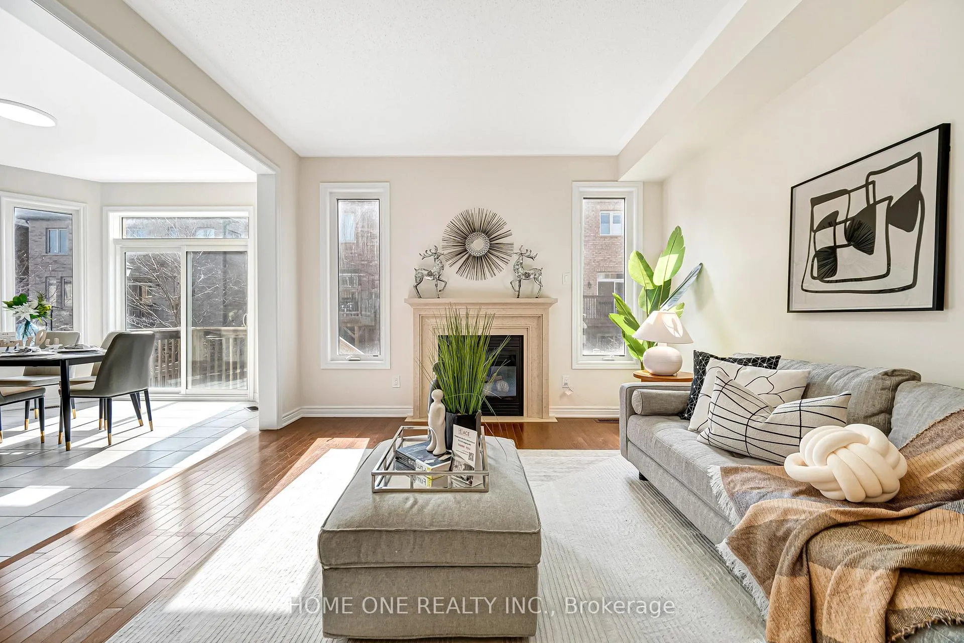 Photo 28 of 97 Holst Avenue, Markham, Berczy — HOMEH