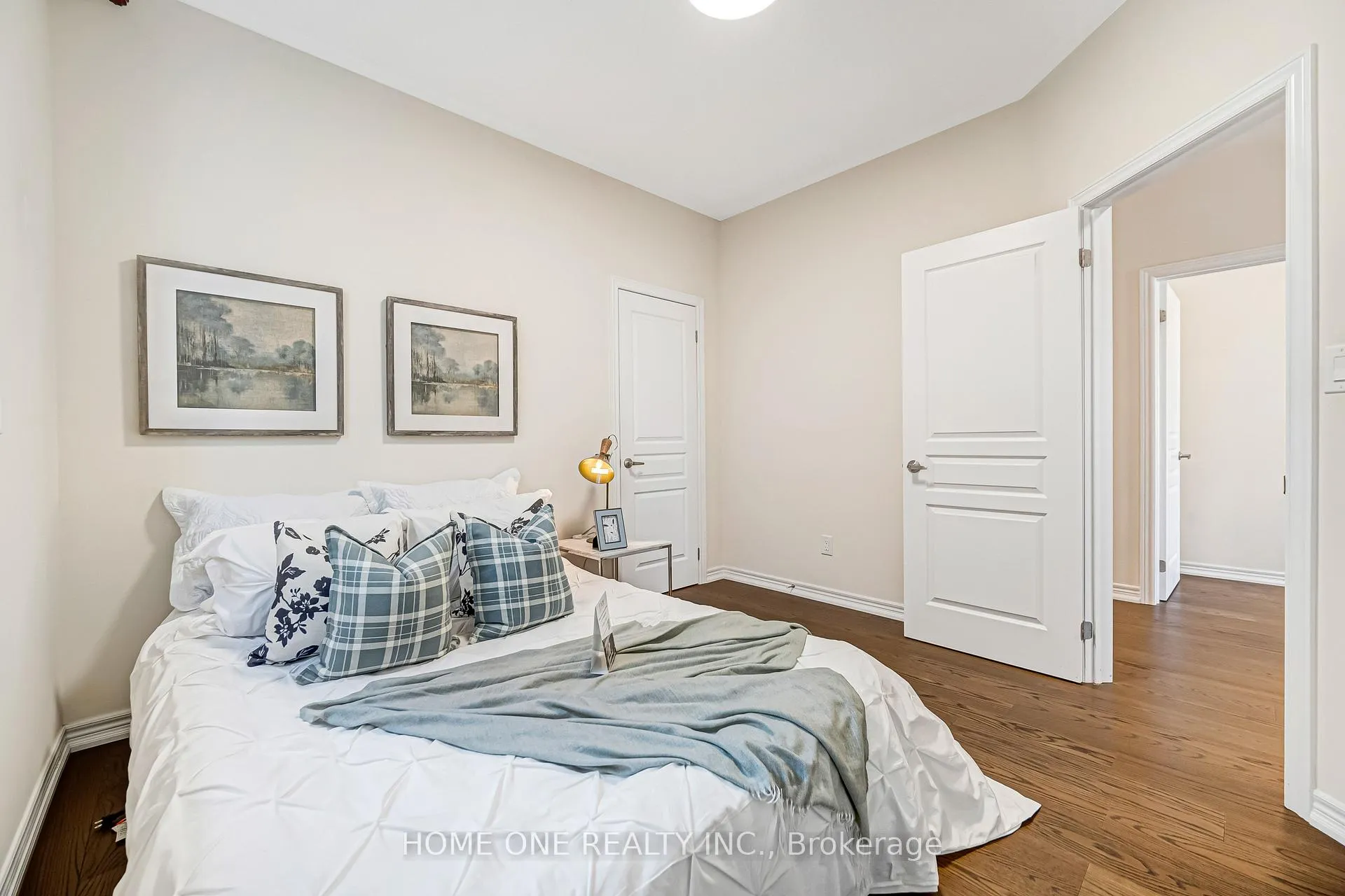 Photo 42 of 97 Holst Avenue, Markham, Berczy — HOMEH