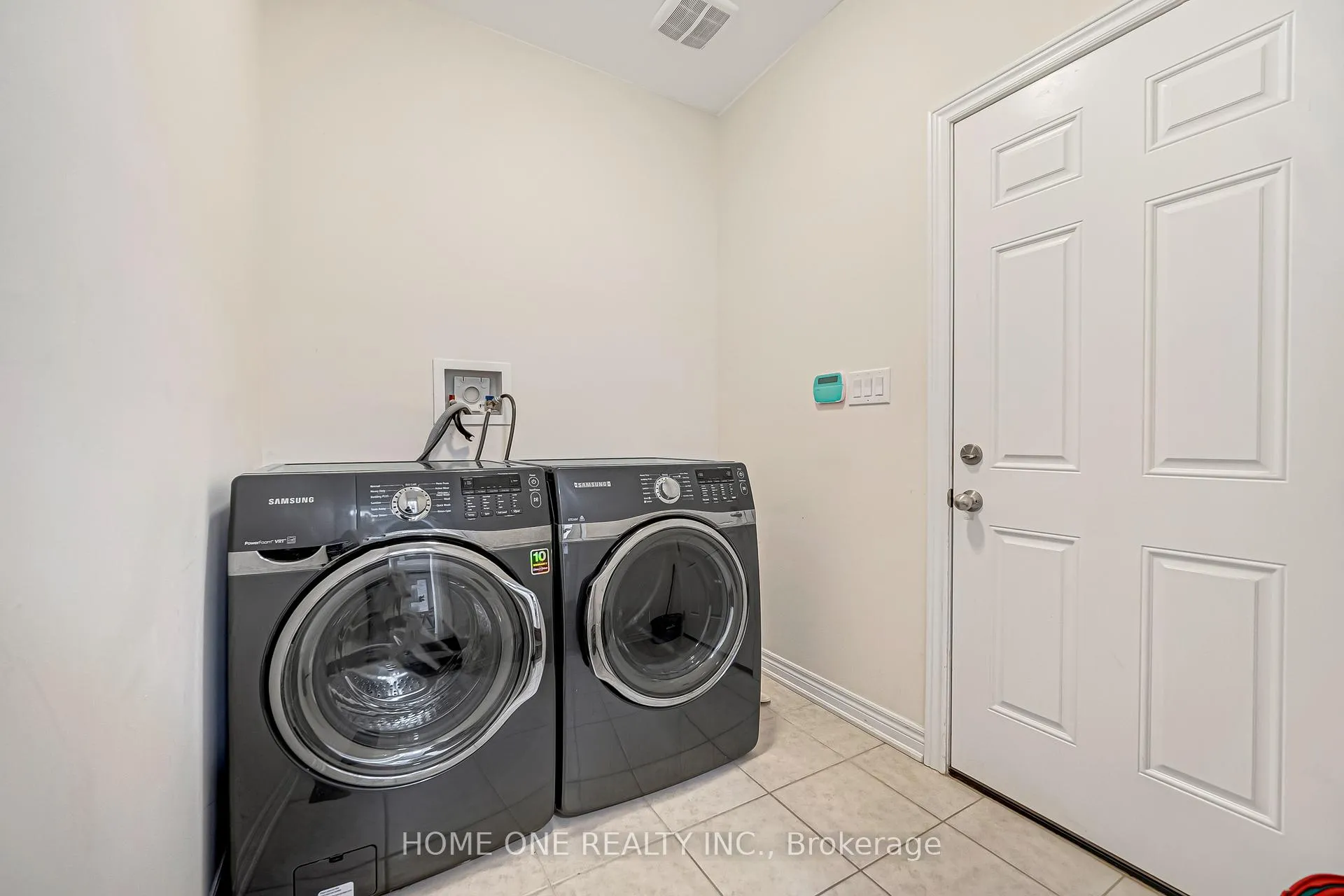 Photo 44 of 97 Holst Avenue, Markham, Berczy — HOMEH