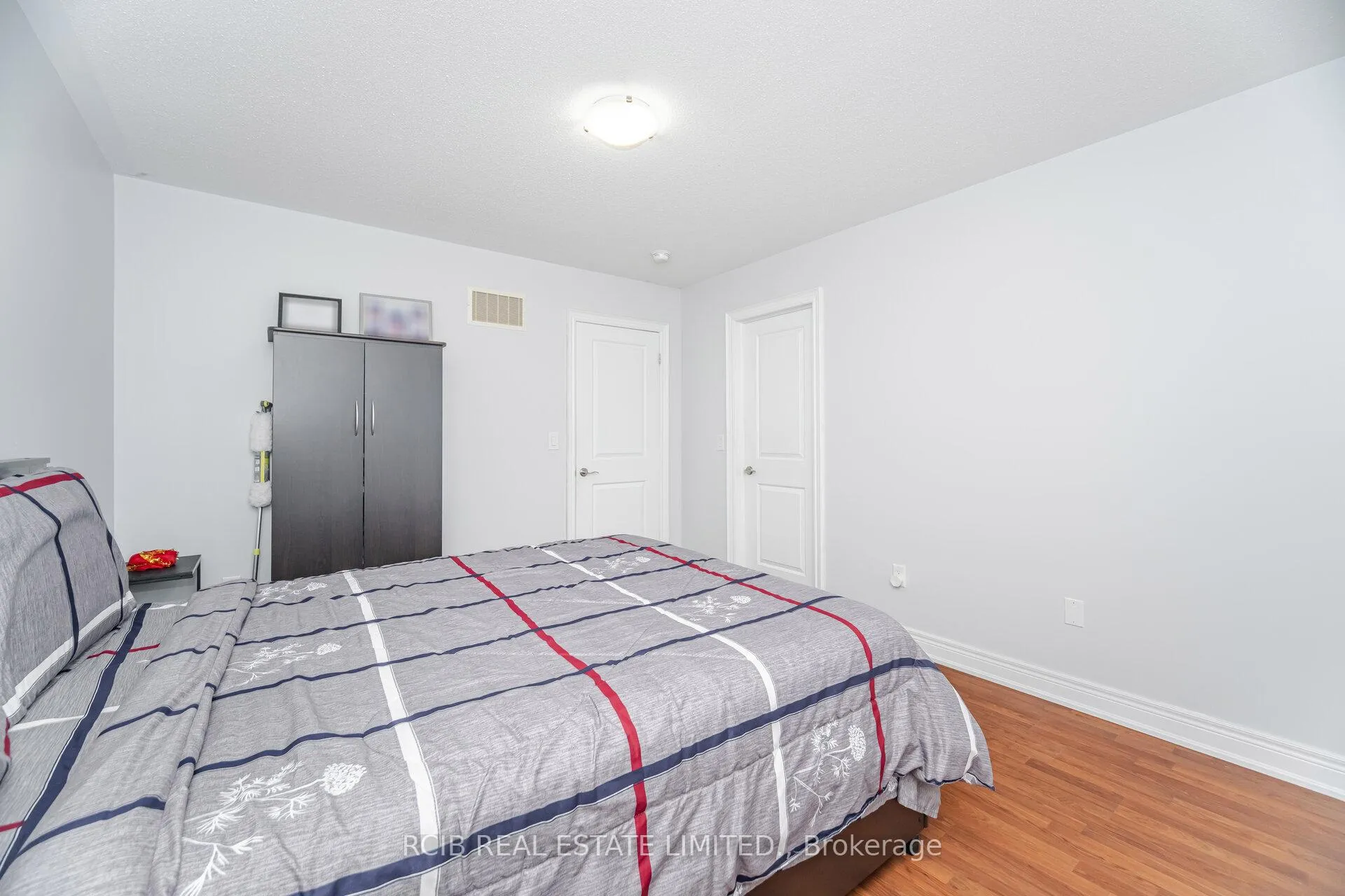 Photo 32 of 27 Blackstone River Drive, Brampton, Sandringham-Wellington North — HOMEH
