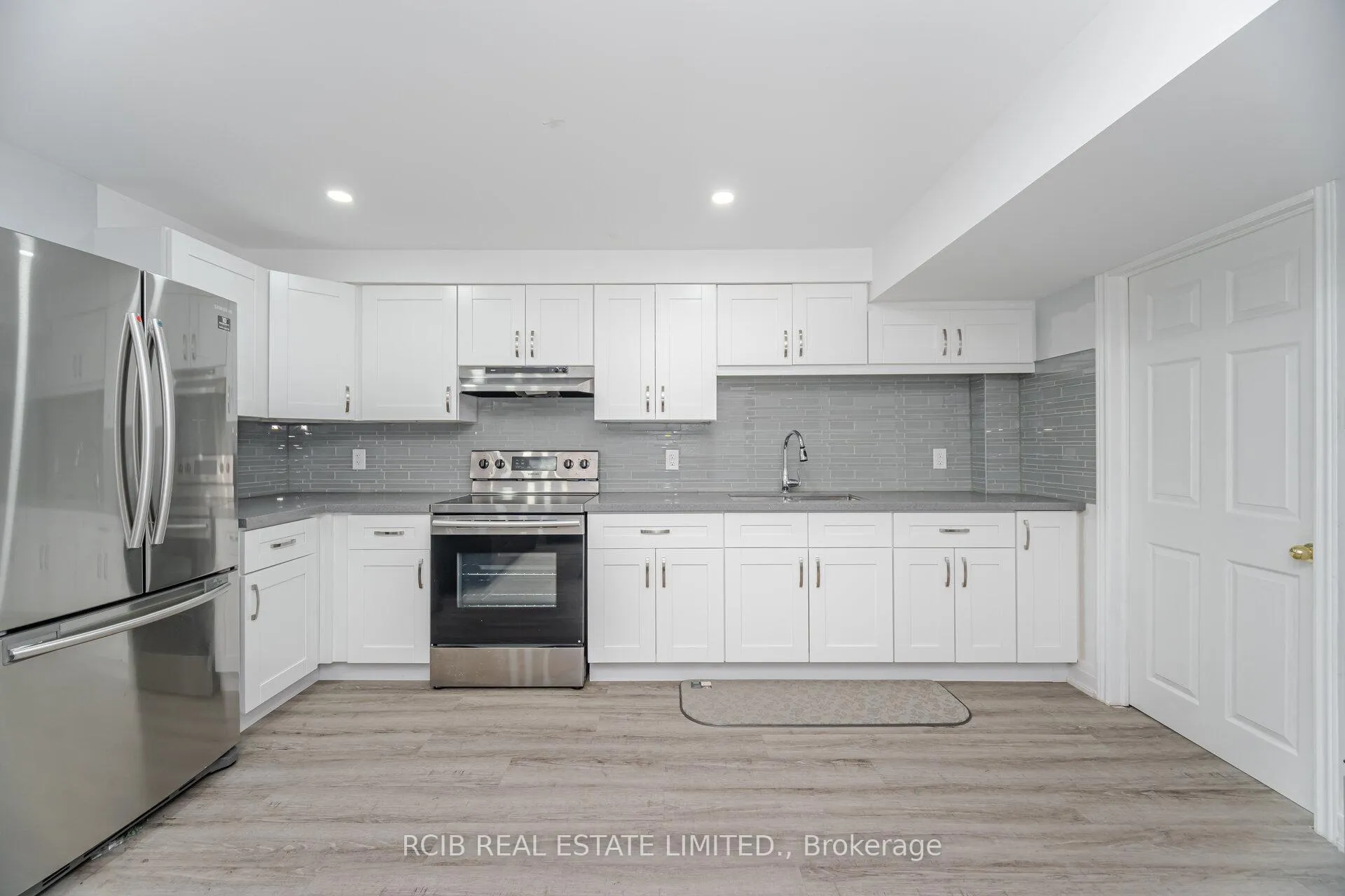 Photo 39 of 27 Blackstone River Drive, Brampton, Sandringham-Wellington North — HOMEH