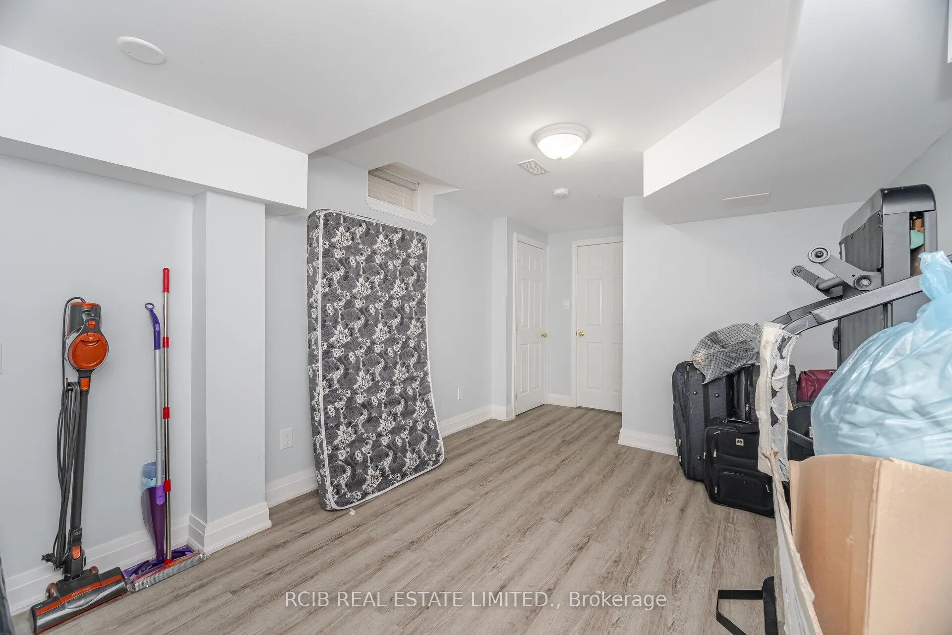 Photo 43 of 27 Blackstone River Drive, Brampton, Sandringham-Wellington North — HOMEH