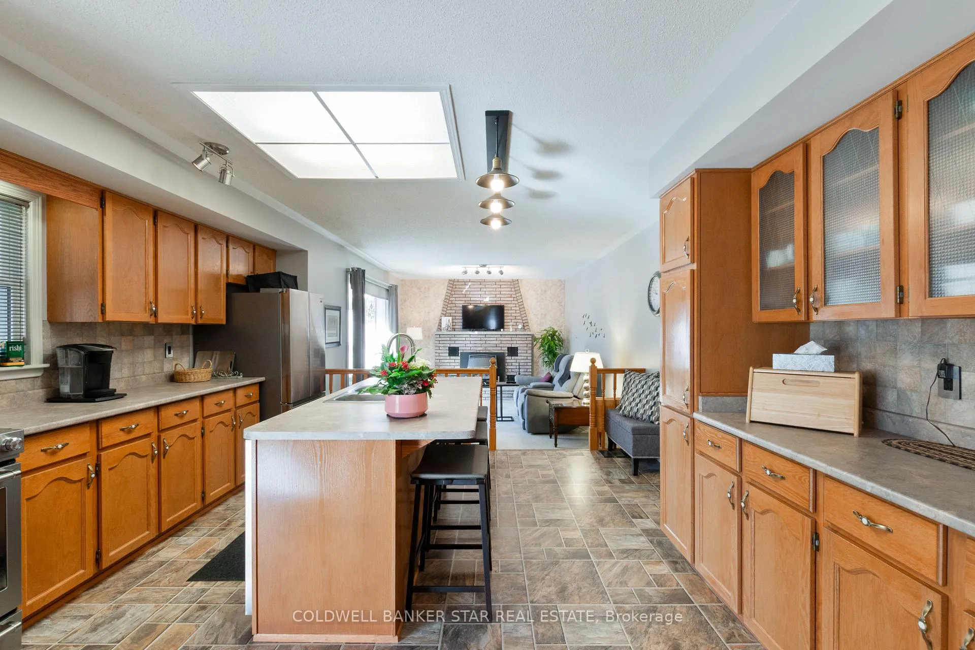 Photo 21 of 12 Treadwell Street, Aylmer — HOMEH
