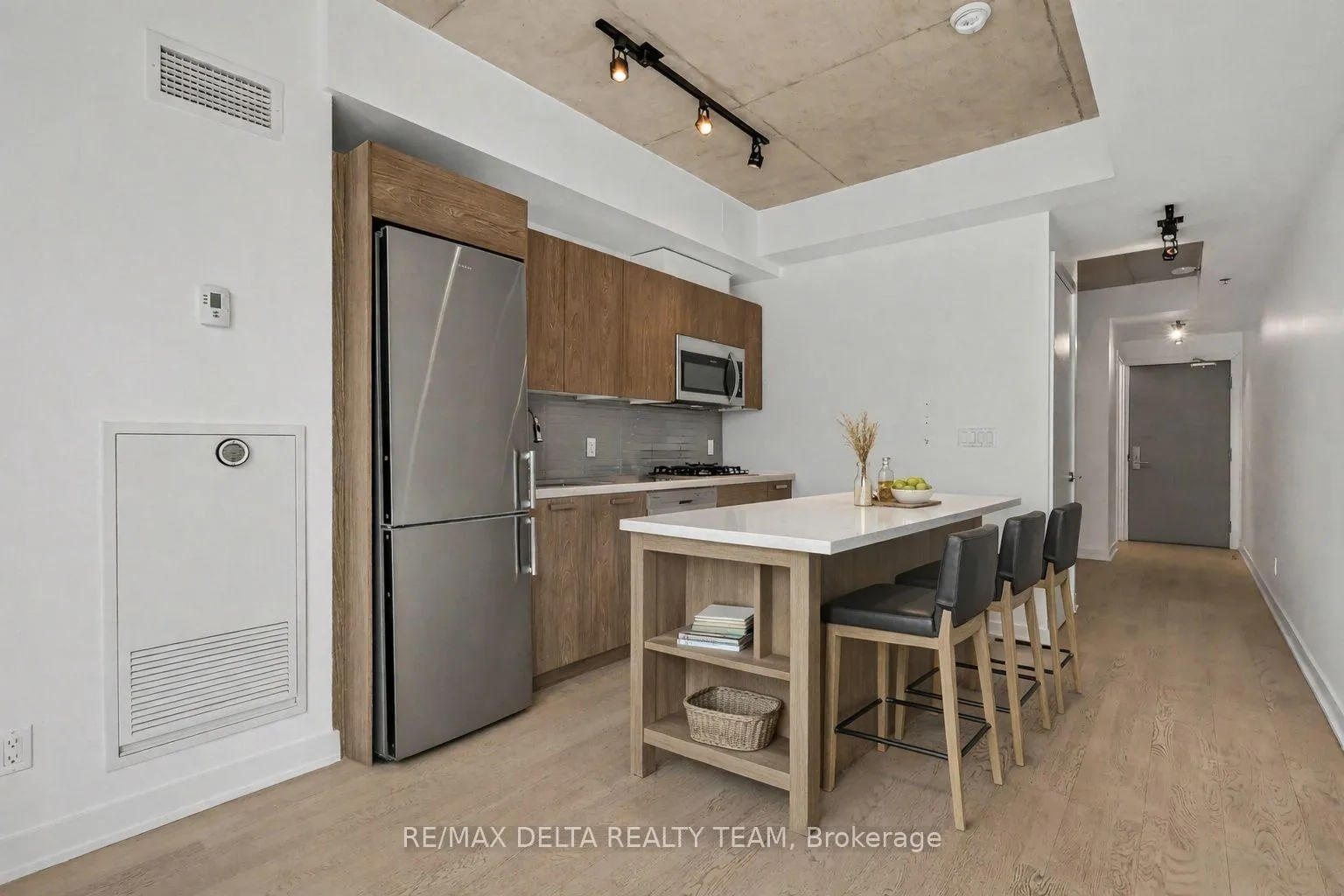 Photo 3 of Unit 207, 203 Catherine Street, Ottawa, Ottawa Centre — HOMEH