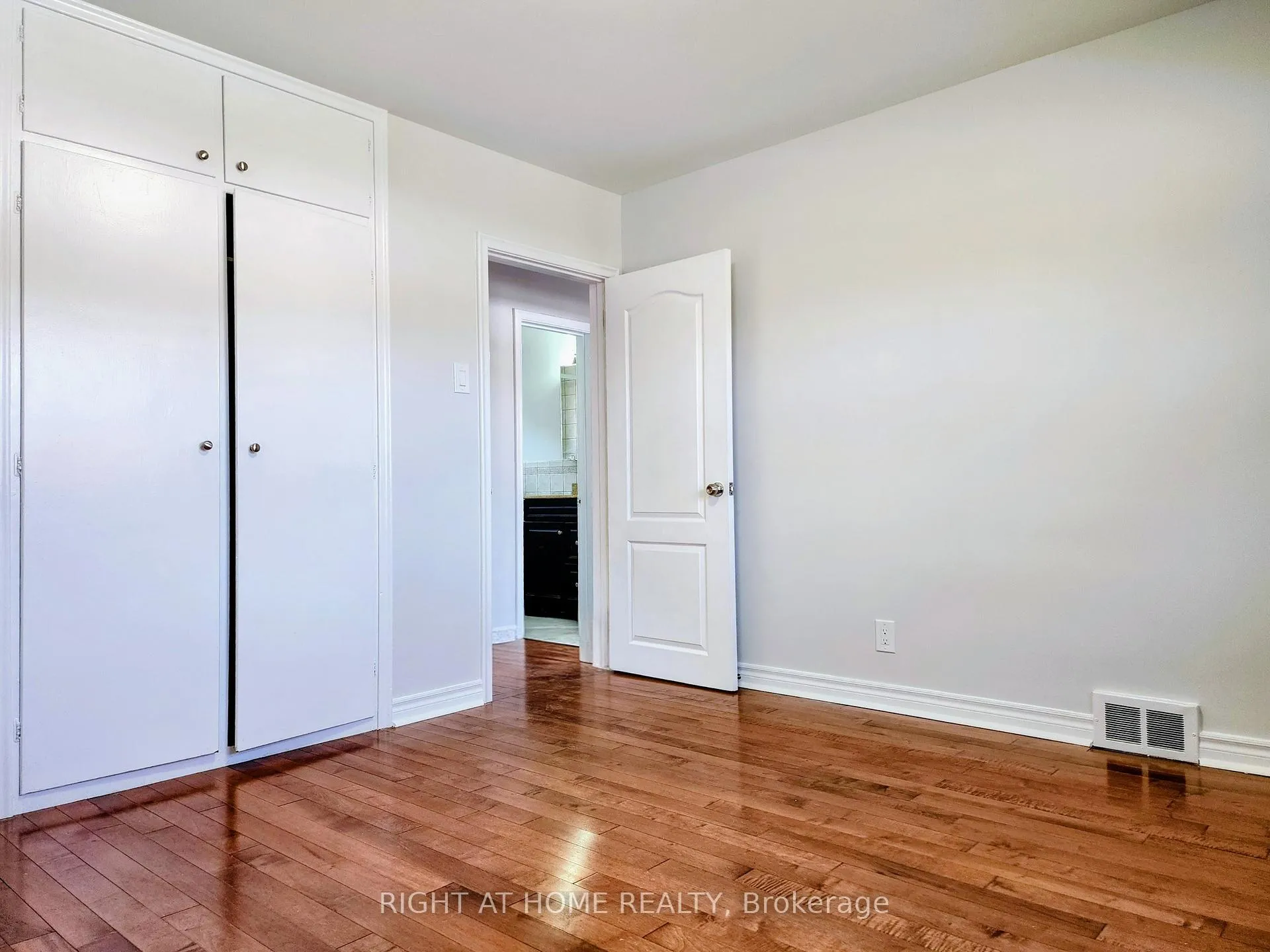 Photo 11 of 17 Reddins Road, Scarborough, Wexford-Maryvale — HOMEH