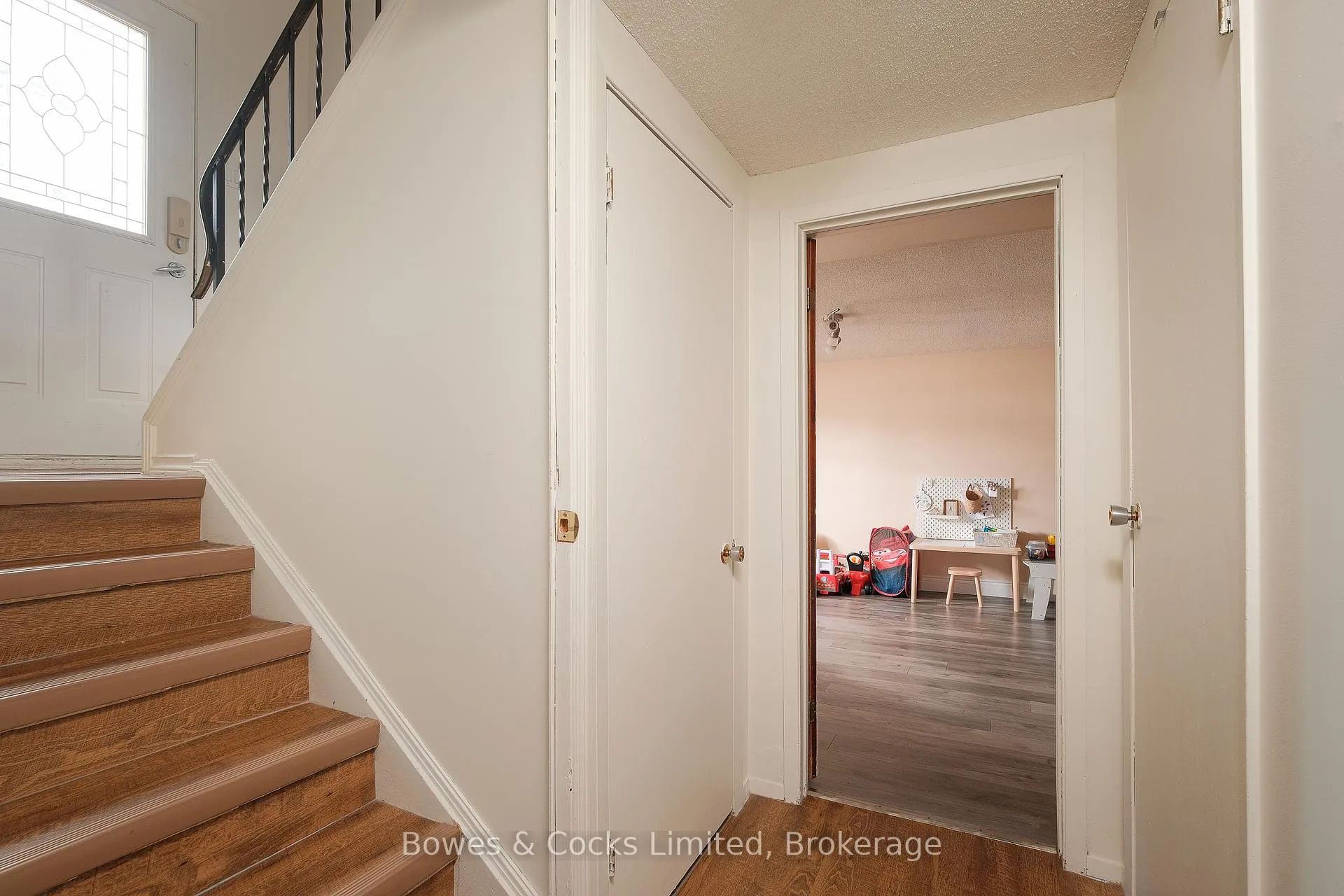 Photo 22 of 1712 Redwood Drive, Peterborough, Monaghan Ward 2 — HOMEH
