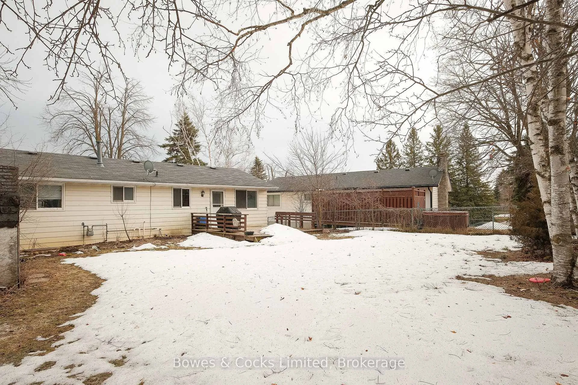 Photo 32 of 1712 Redwood Drive, Peterborough, Monaghan Ward 2 — HOMEH