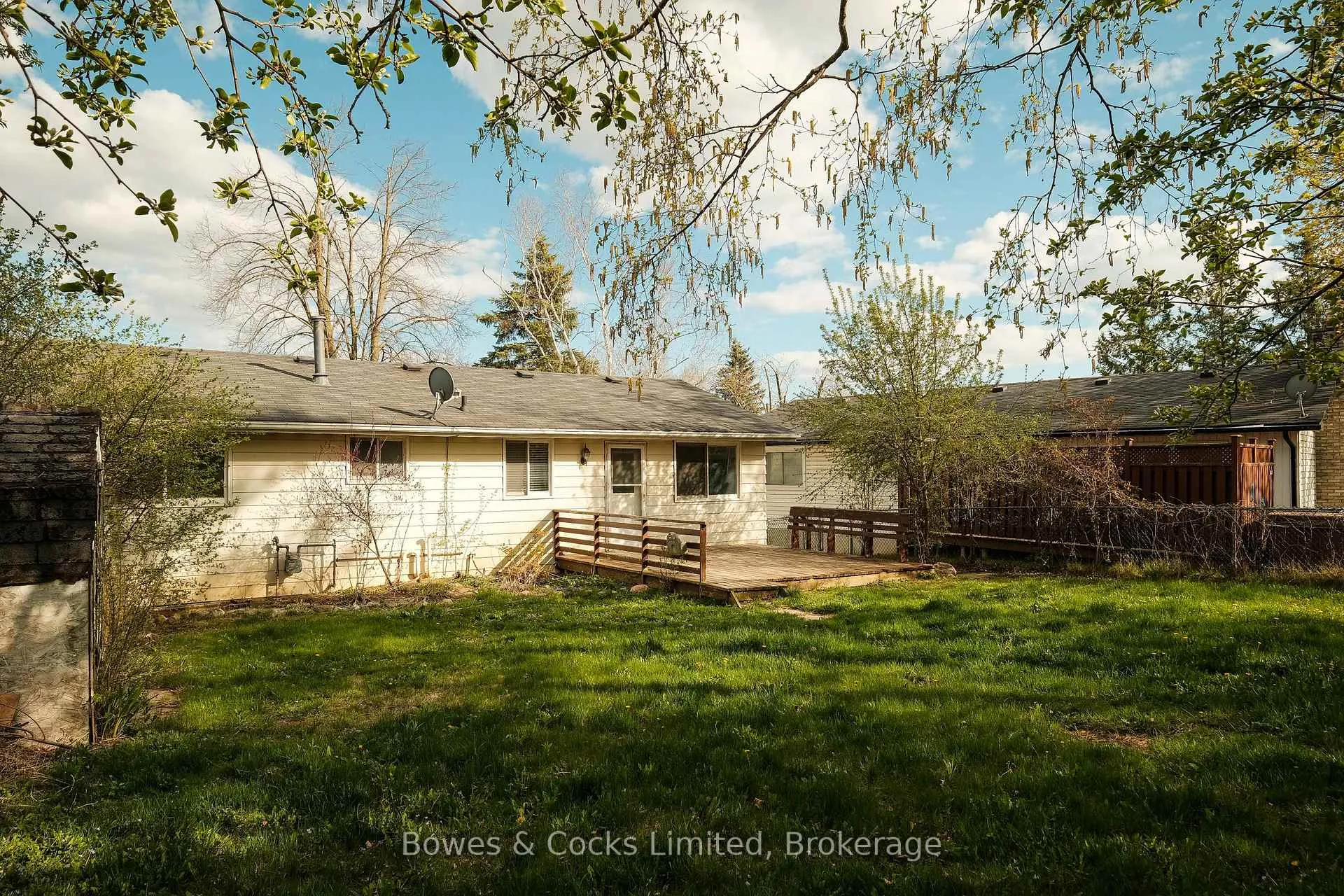 Photo 33 of 1712 Redwood Drive, Peterborough, Monaghan Ward 2 — HOMEH