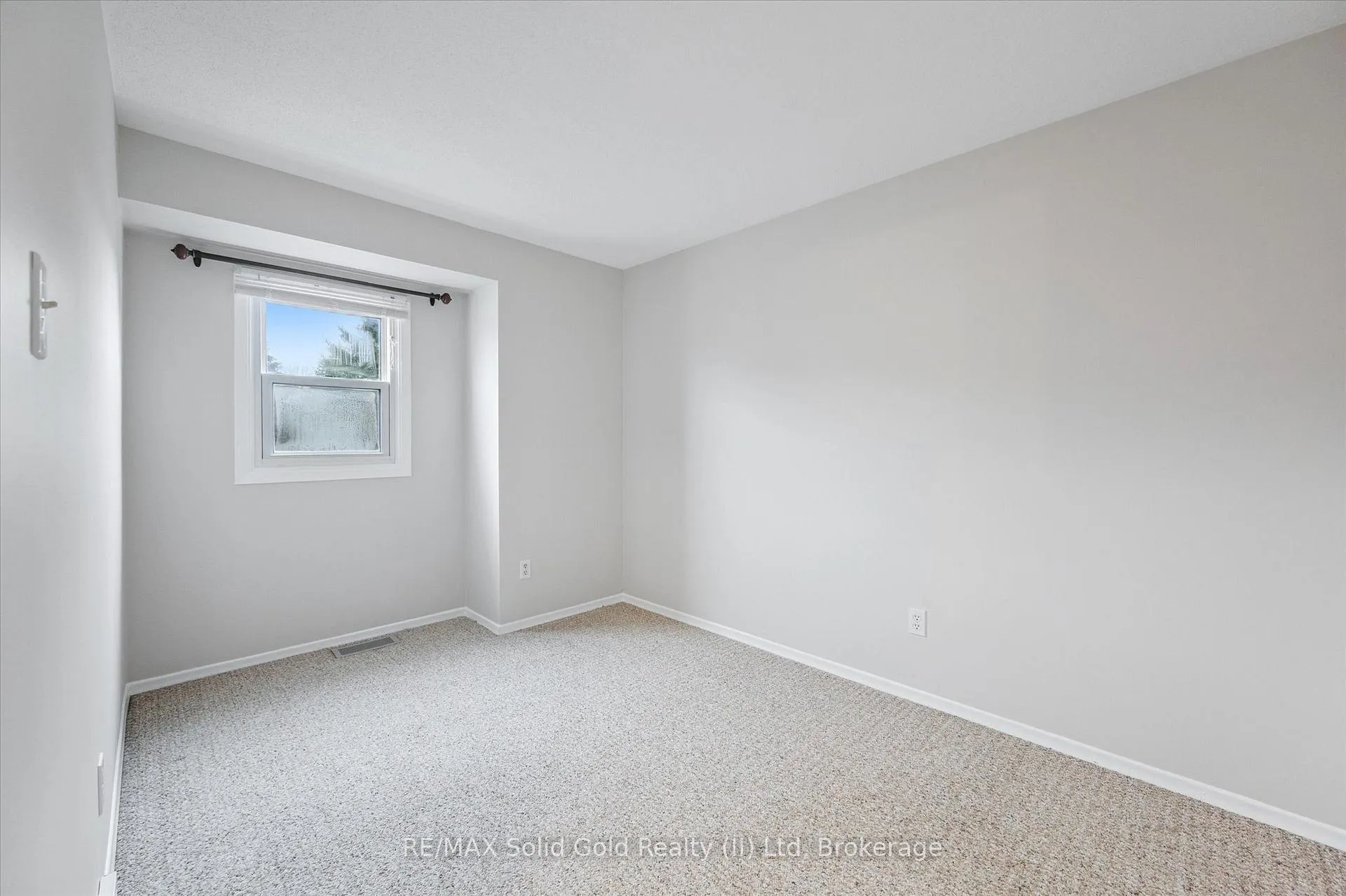 Photo 26 of Unit 17, 111 Traynor Avenue, Kitchener — HOMEH