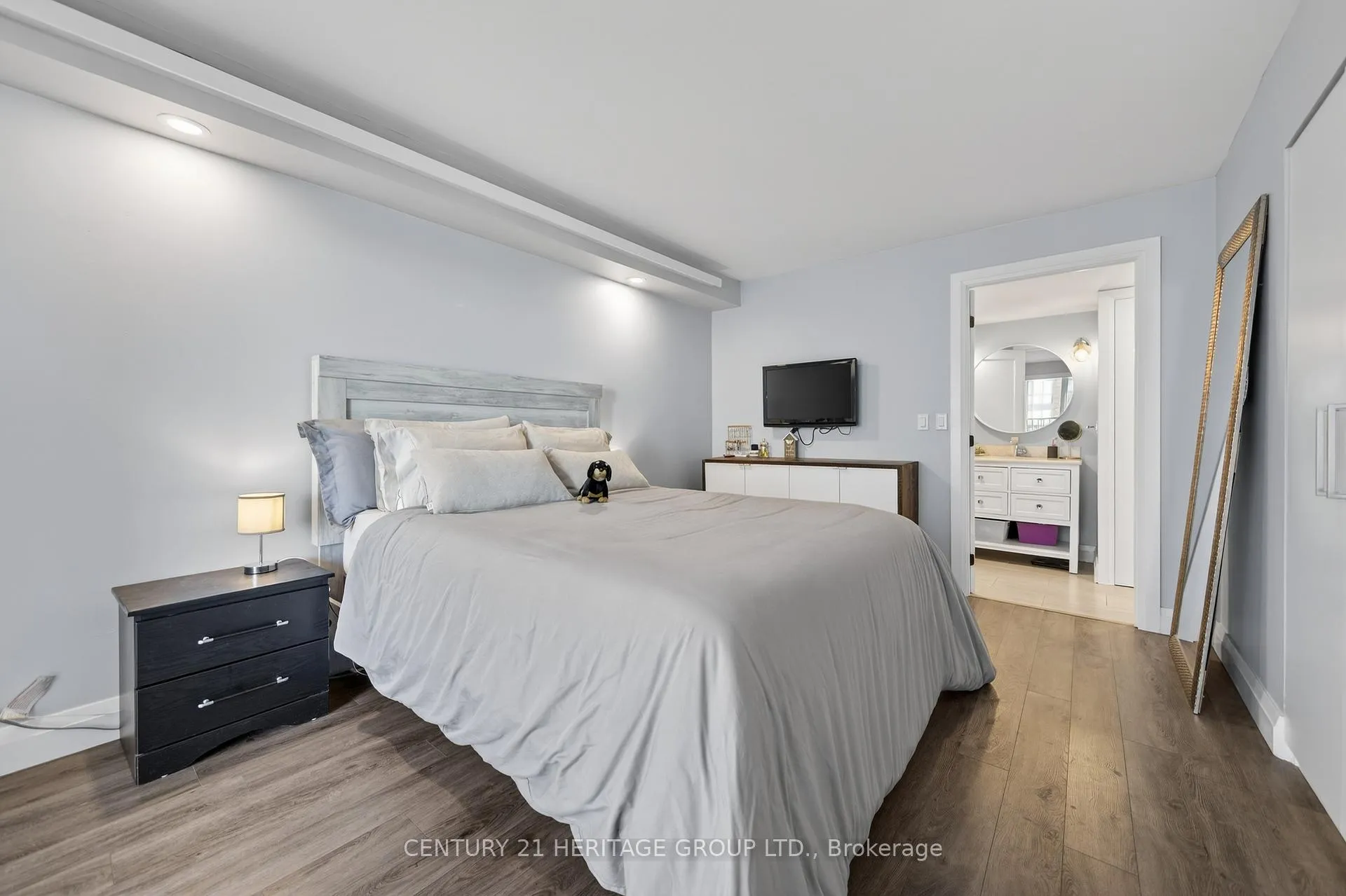 Photo 27 of Unit 1005, 150 Dunlop Street E, Barrie, City Centre — HOMEH