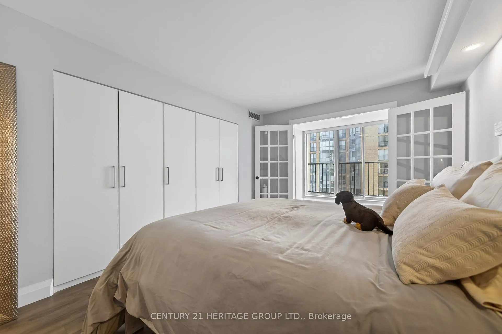 Photo 29 of Unit 1005, 150 Dunlop Street E, Barrie, City Centre — HOMEH