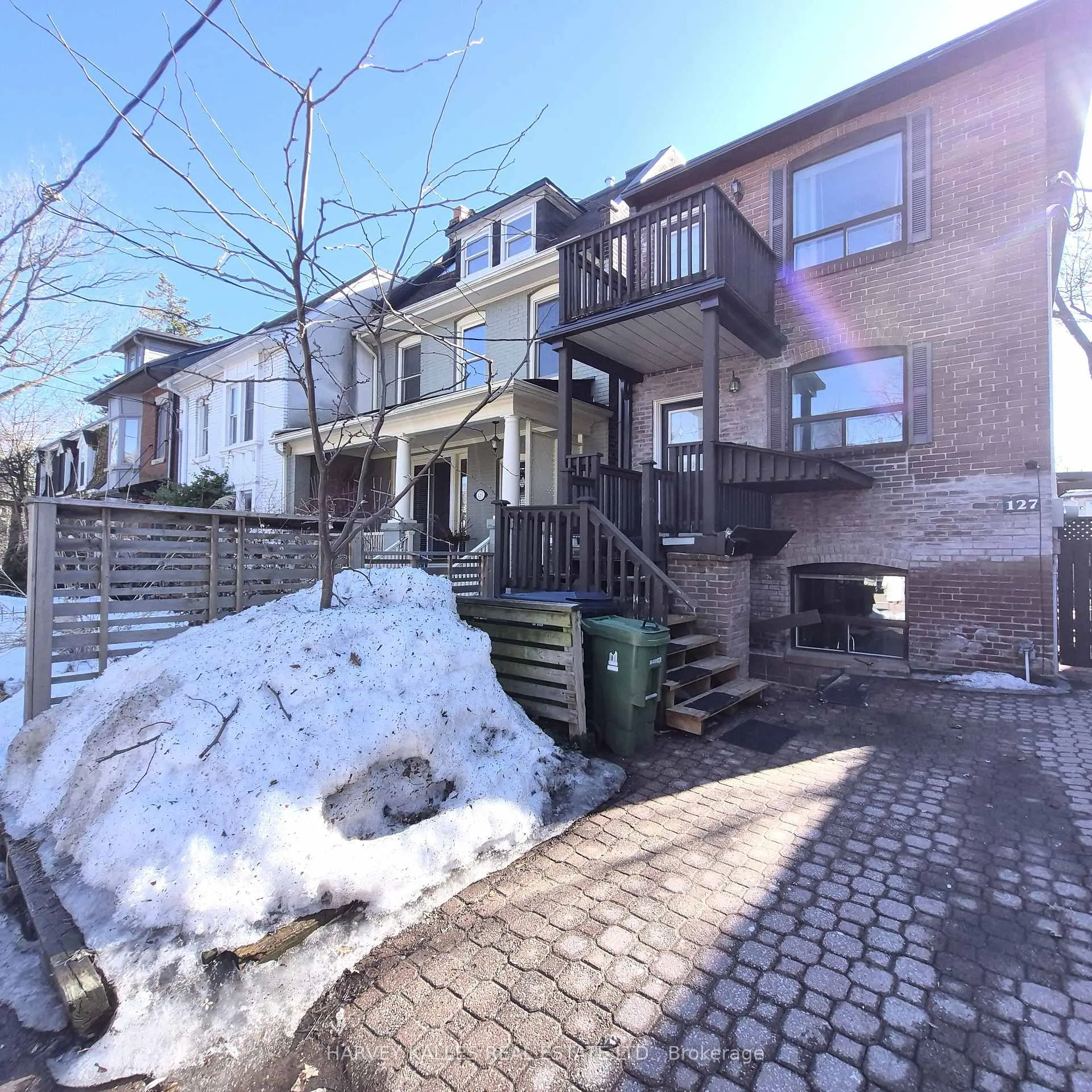 Photo 1 of Unit 1, 127 Summerhill Avenue, Toronto, Rosedale-Moore Park — HOMEH
