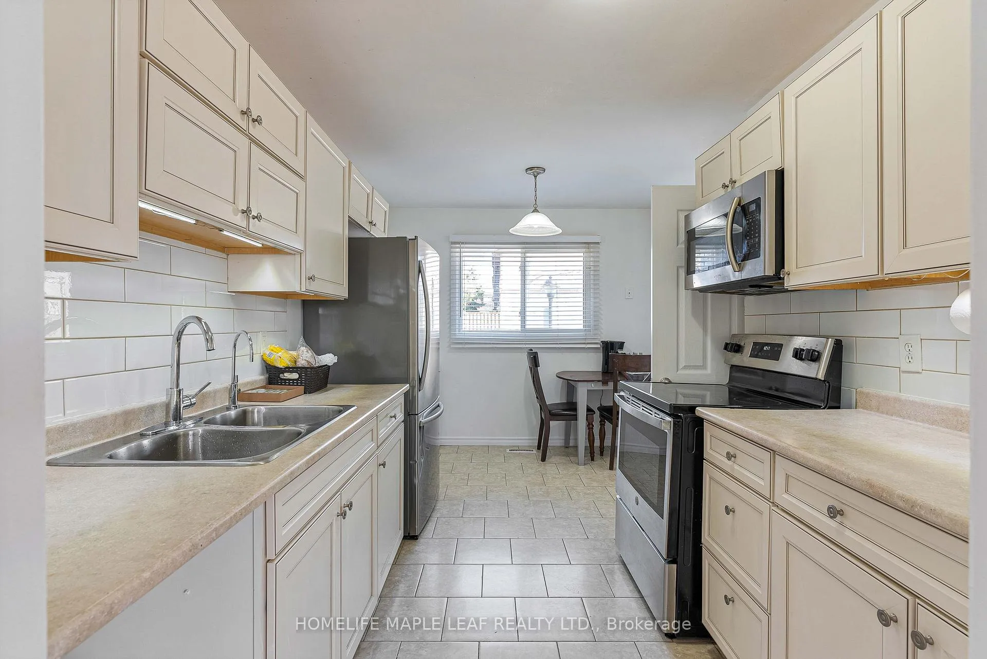 Photo 6 of Unit 57, 45 Hansen Road N, Brampton, Madoc — HOMEH