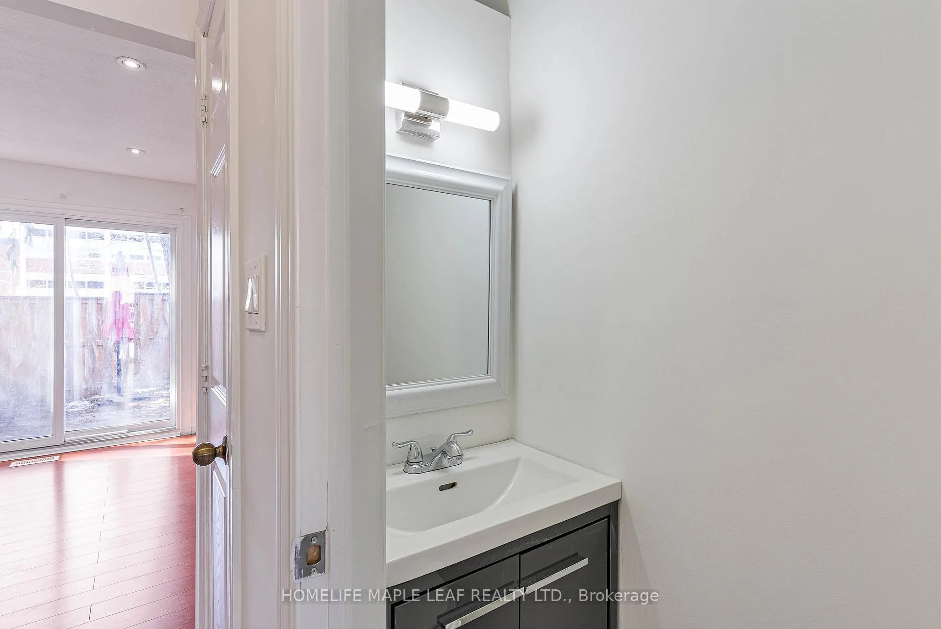 Photo 12 of Unit 57, 45 Hansen Road N, Brampton, Madoc — HOMEH