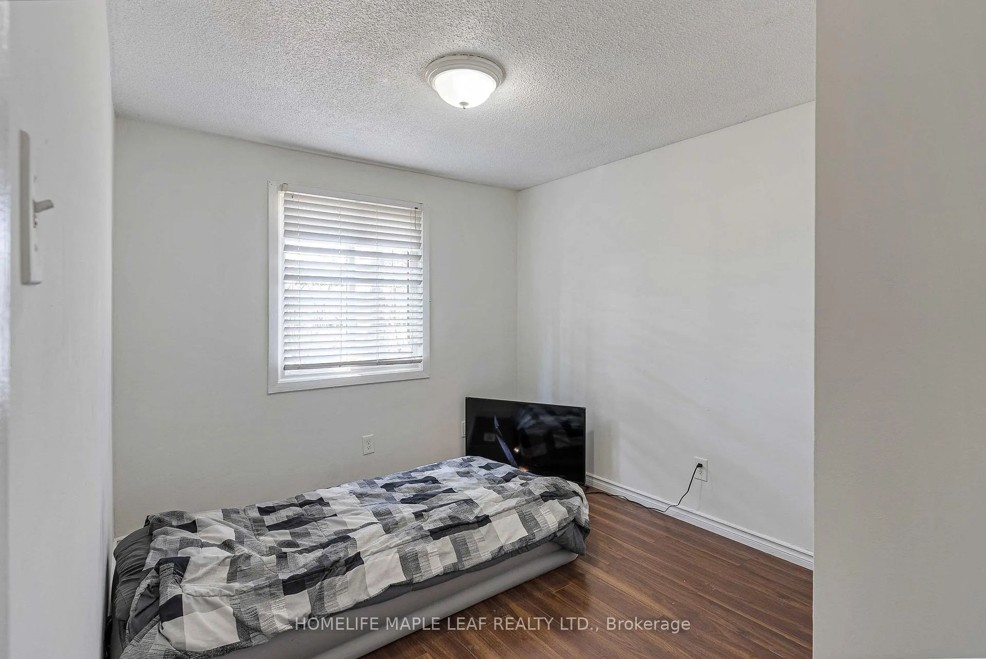 Photo 16 of Unit 57, 45 Hansen Road N, Brampton, Madoc — HOMEH