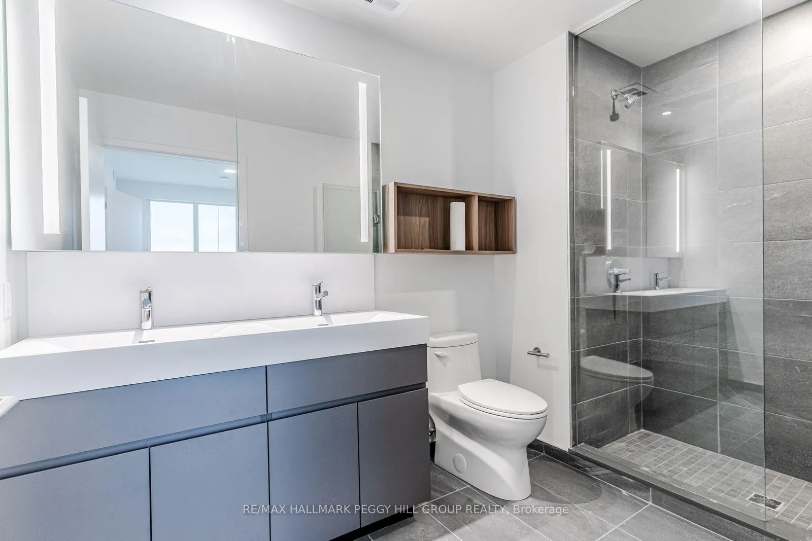 Photo 9 of Unit 2909, 39 Mary Street, Barrie, City Centre — HOMEH