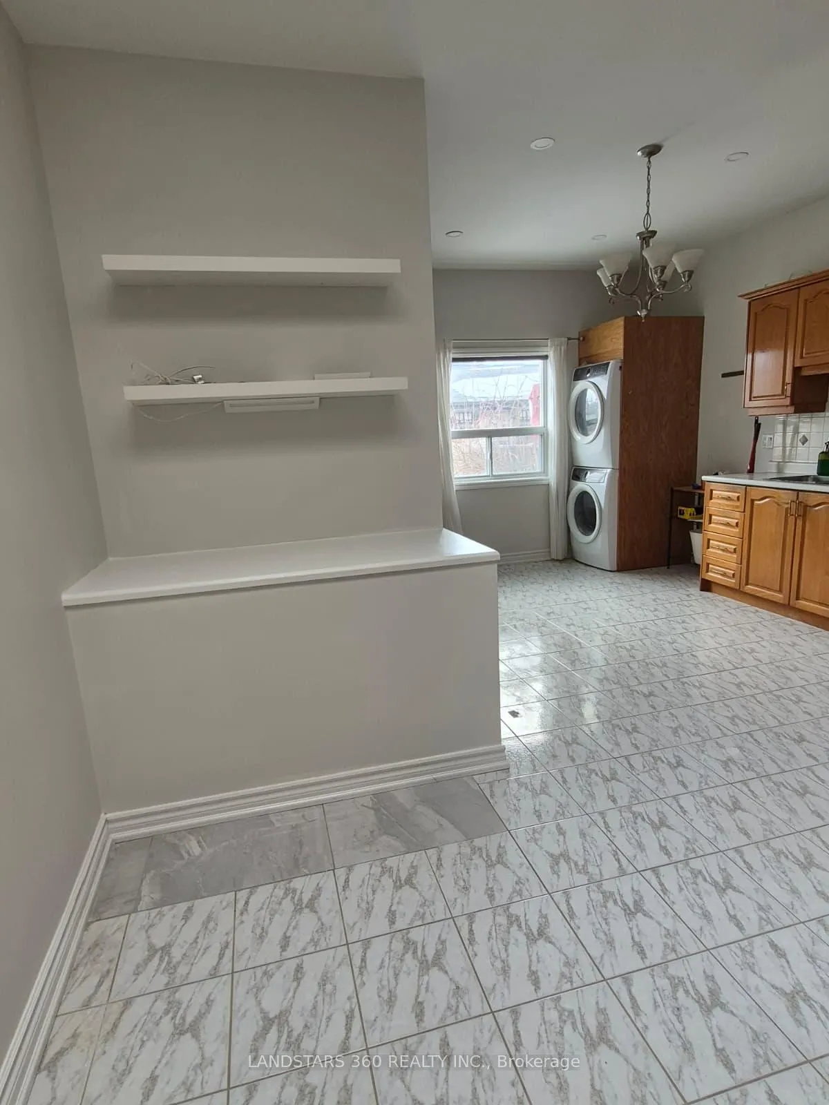 Photo 4 of Unit Main, 39 Goodwood Avenue, Toronto, Corso Italia-Davenport — HOMEH