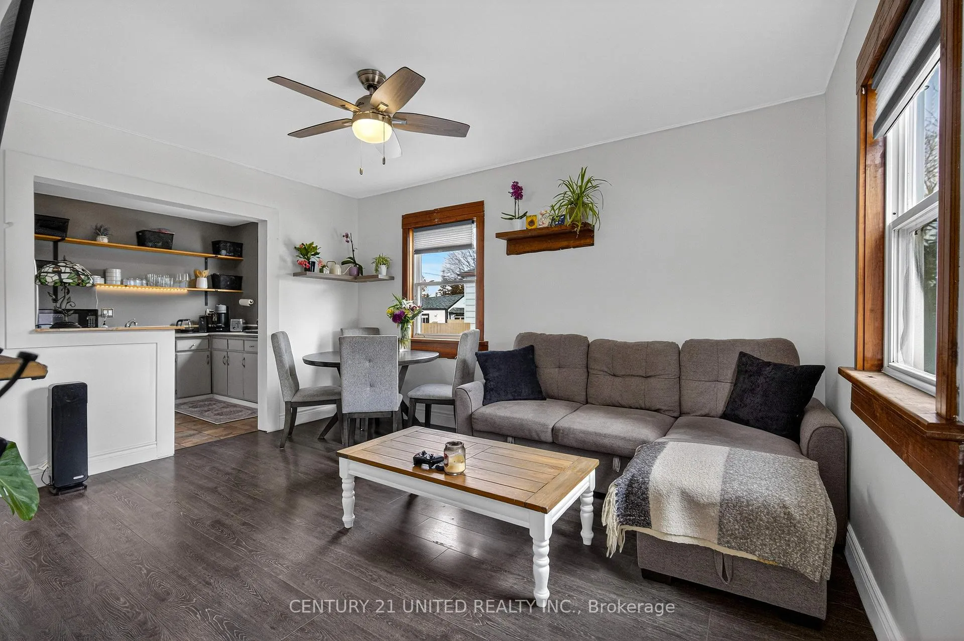 Photo 2 of 542 Mckellar Street, Peterborough, Otonabee Ward 1 — HOMEH