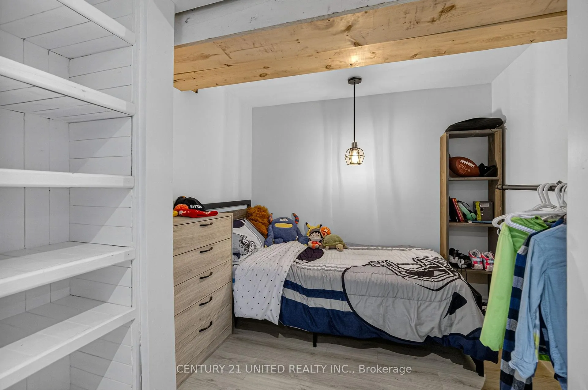 Photo 14 of 542 Mckellar Street, Peterborough, Otonabee Ward 1 — HOMEH