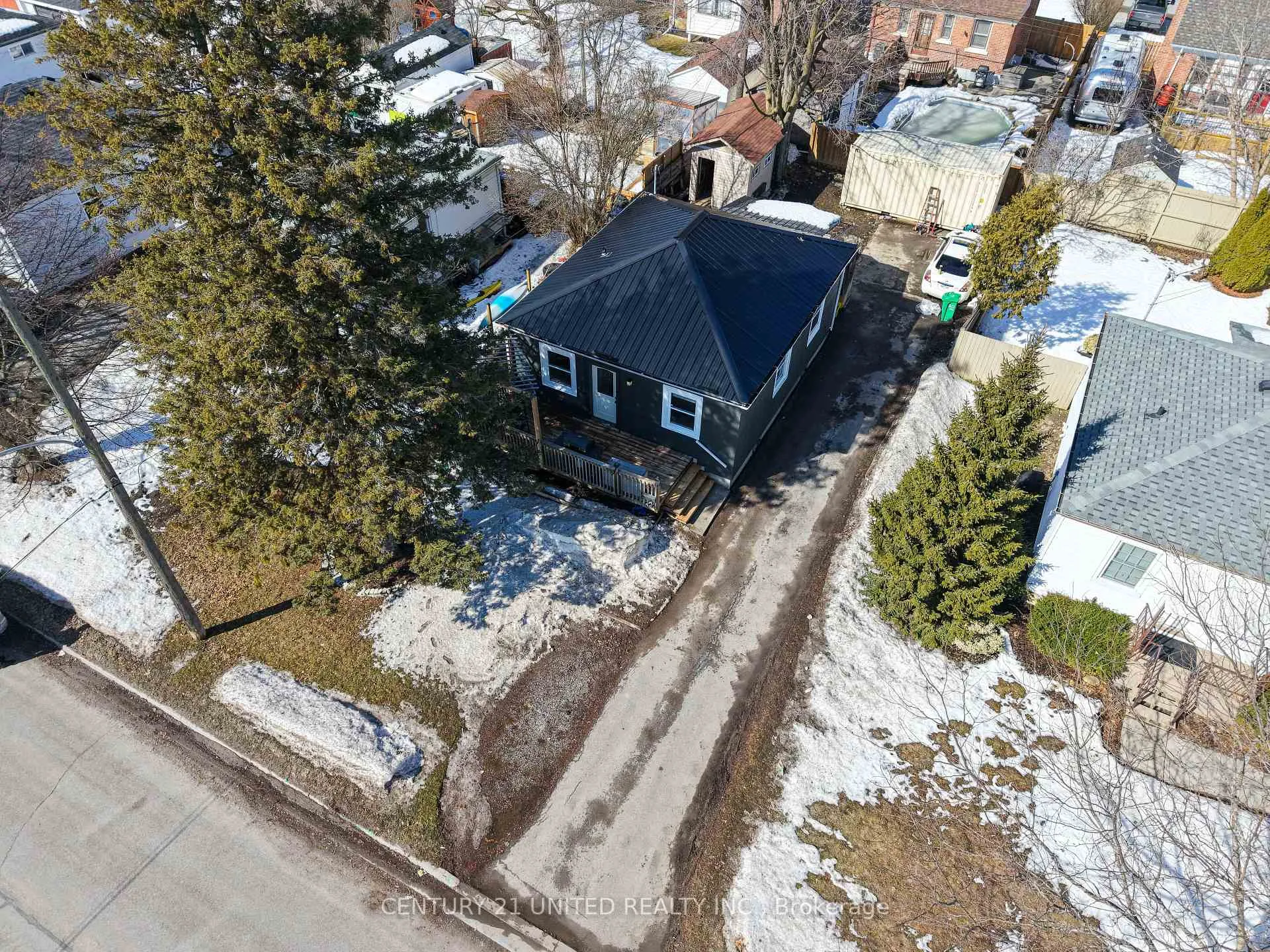 Photo 21 of 542 Mckellar Street, Peterborough, Otonabee Ward 1 — HOMEH