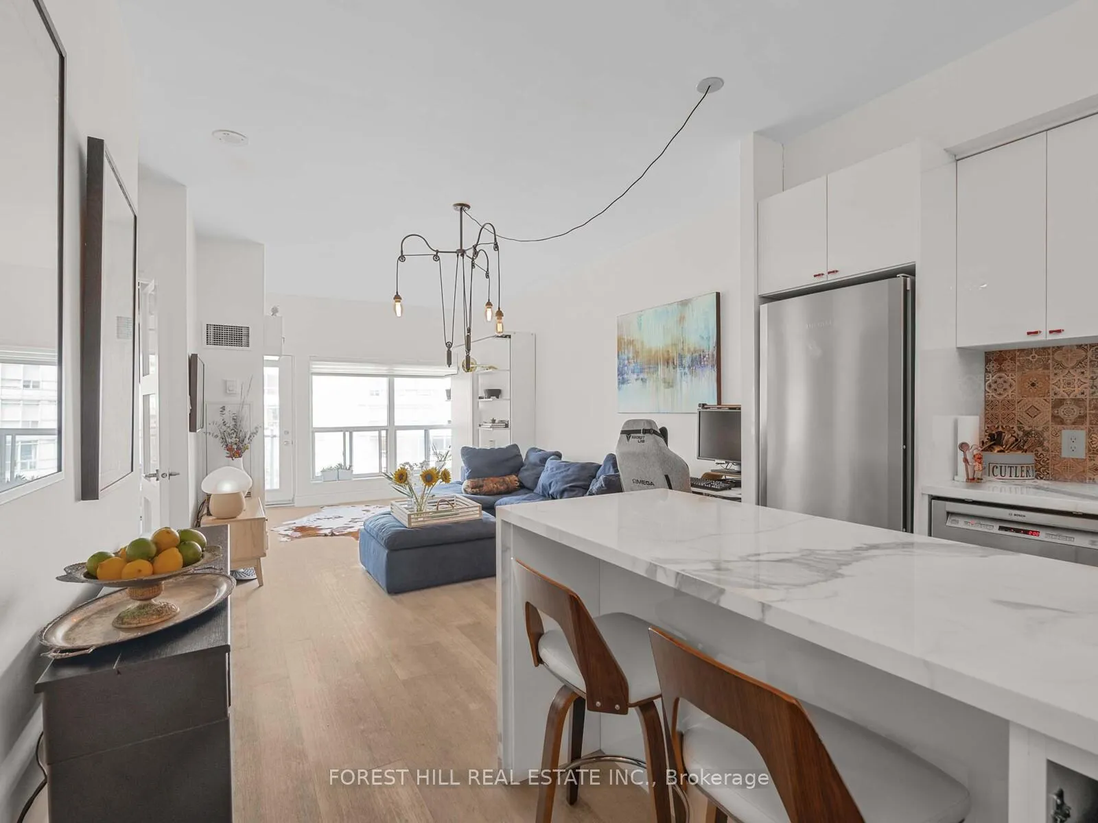 Photo 4 of Unit 606, 600 Queens Quay W, Toronto, Waterfront Communities — HOMEH