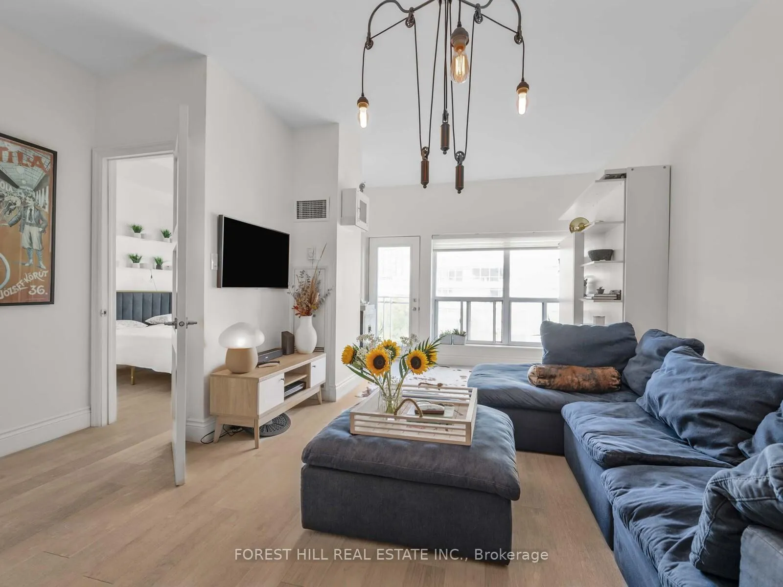 Photo 5 of Unit 606, 600 Queens Quay W, Toronto, Waterfront Communities — HOMEH